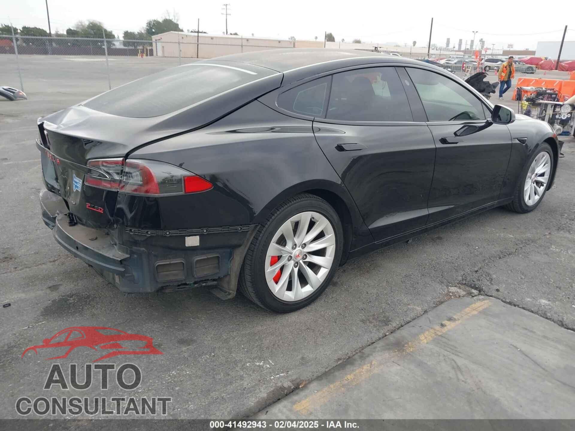TESLA MODEL S 2017 - 5YJSA1E13HF189897