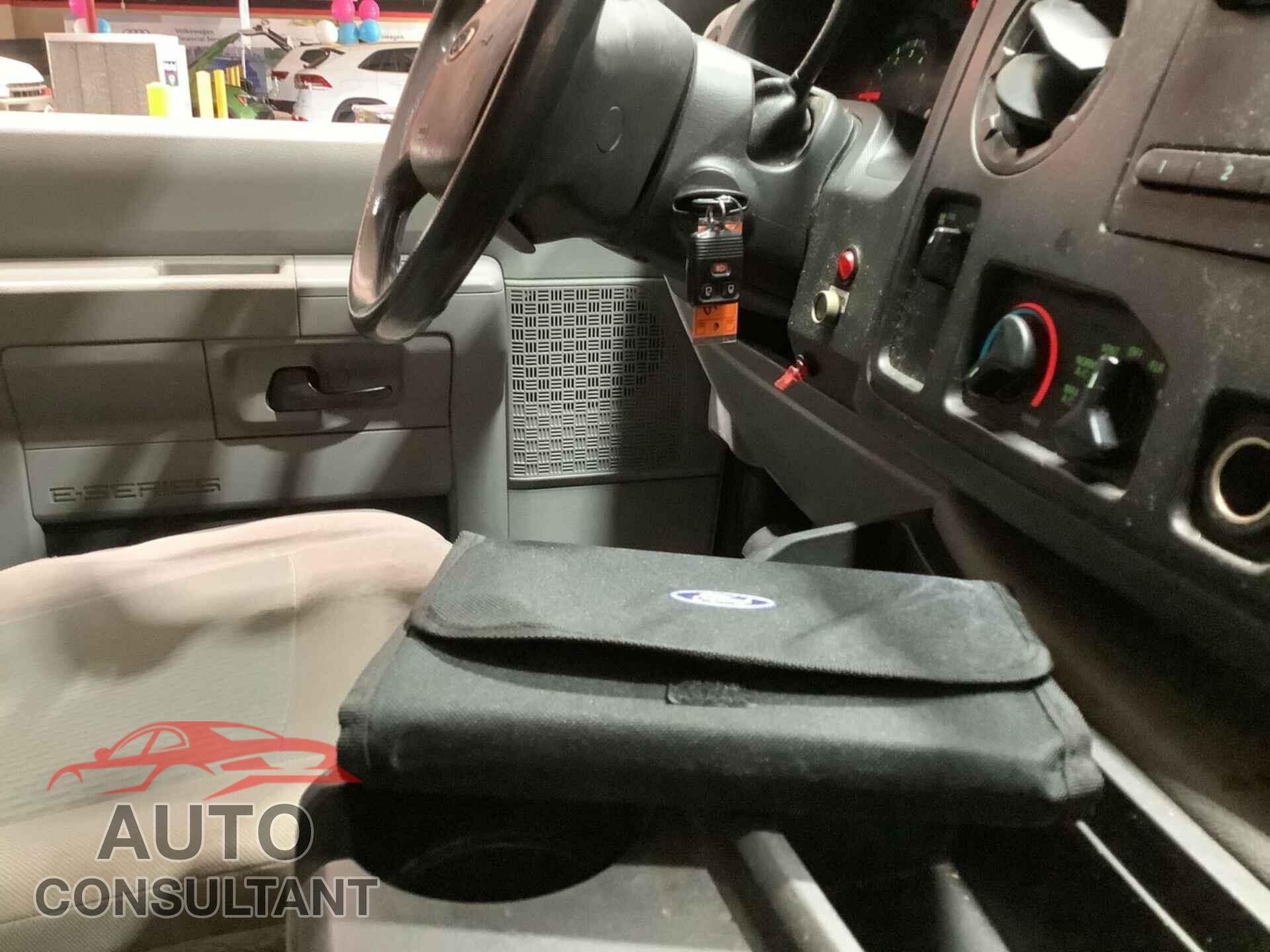 FORD E-150 2013 - 1FTNE1EW8DDA58835