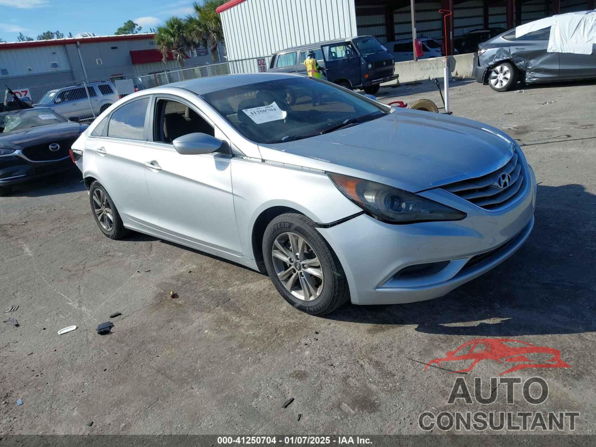 HYUNDAI SONATA 2012 - 5NPEB4AC5CH490605