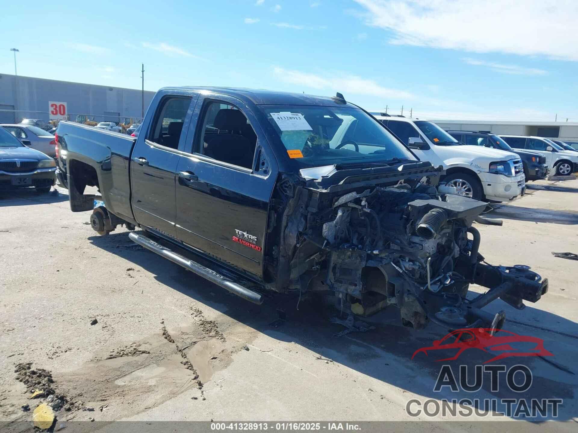 CHEVROLET SILVERADO 1500 2017 - 1GCRCREC1HZ345437