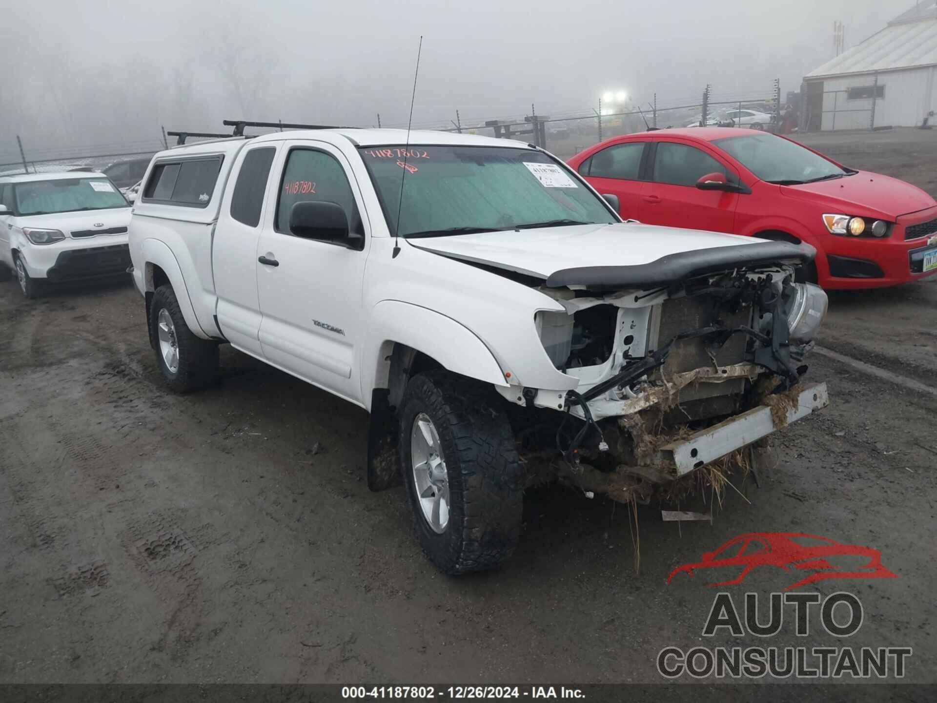 TOYOTA TACOMA 2011 - 5TFUU4EN8BX019682