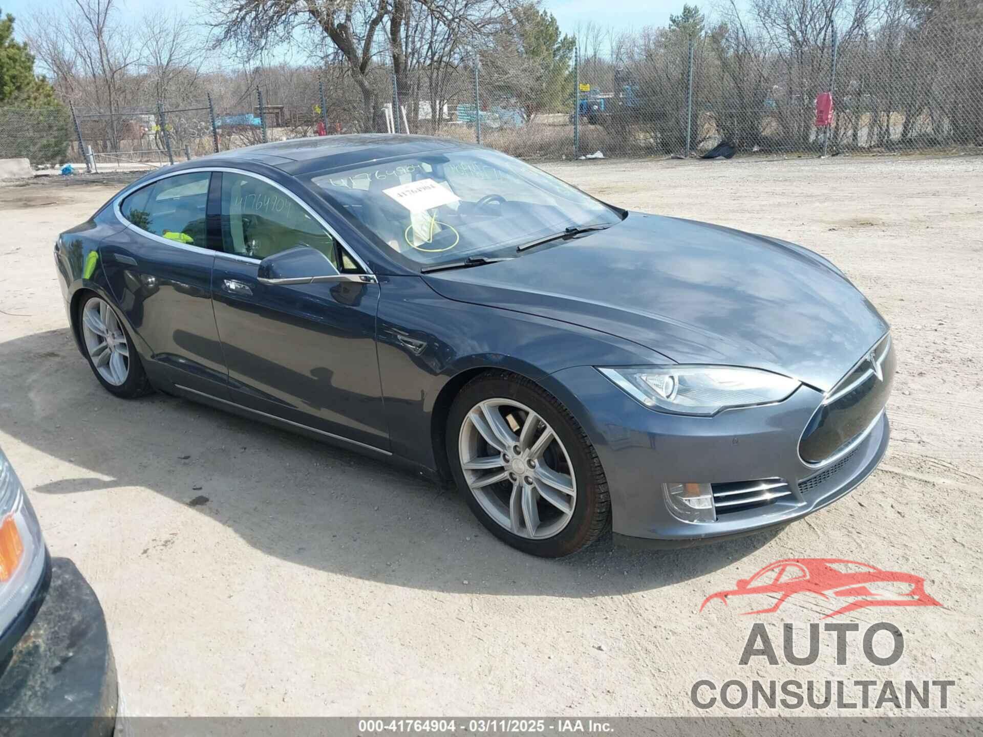 TESLA MODEL S 2014 - 5YJSA1H11EFP53330