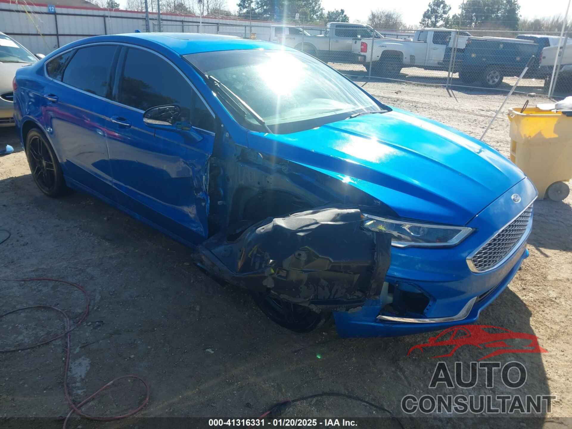 FORD FUSION 2020 - 3FA6P0D92LR130600