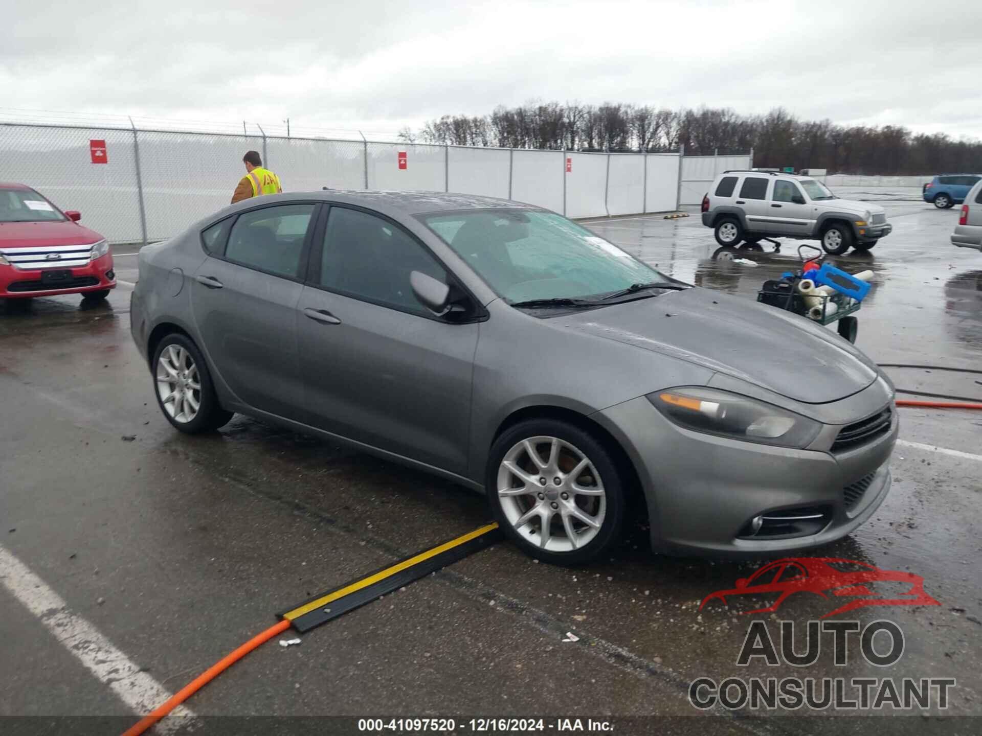 DODGE DART 2013 - 1C3CDFBA4DD310505