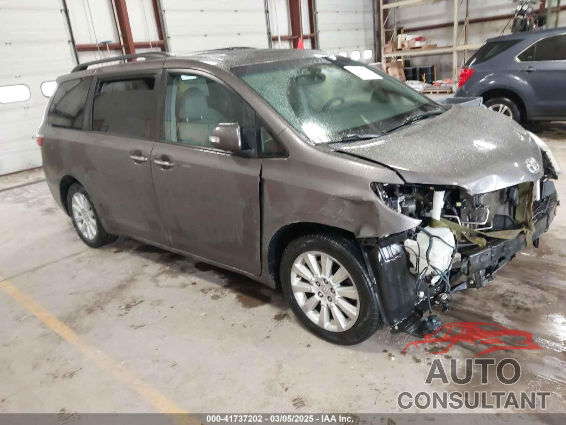 TOYOTA SIENNA 2015 - 5TDDK3DC3FS106157