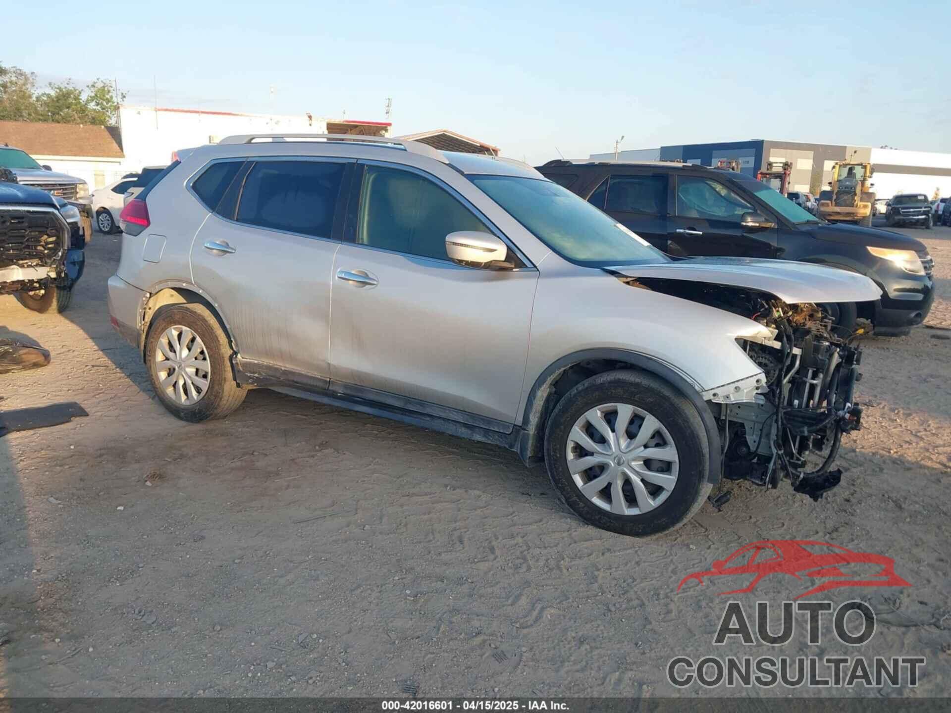 NISSAN ROGUE 2017 - 5N1AT2MT8HC839010