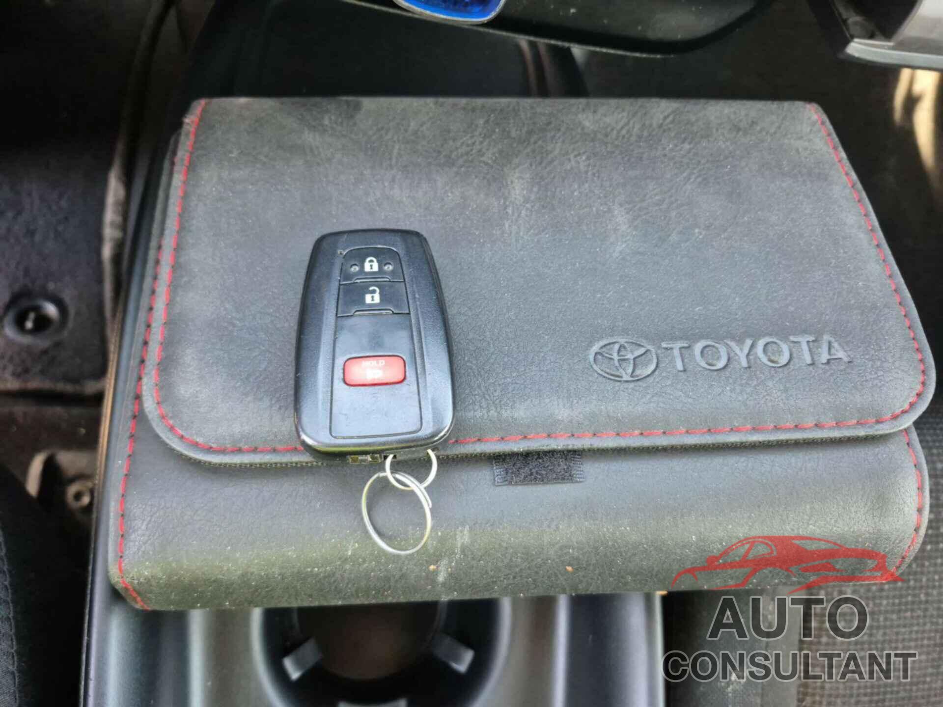 TOYOTA PRIUS 2022 - JTDL9MFU2N3033303