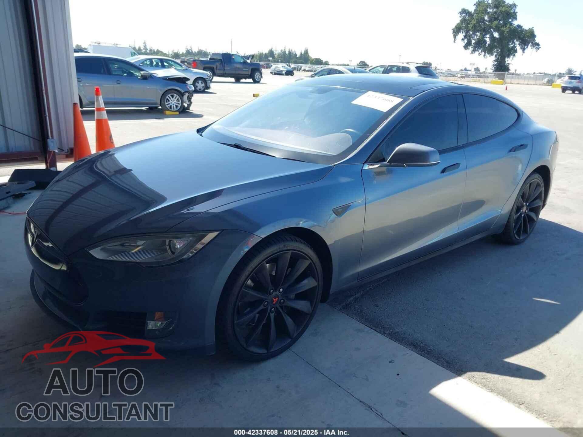 TESLA MODEL S 2013 - 5YJSA1AG9DFP08729