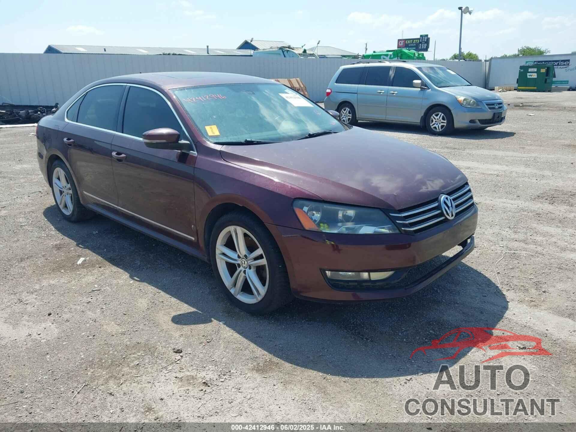 VOLKSWAGEN PASSAT 2013 - 1VWCN7A31DC096741