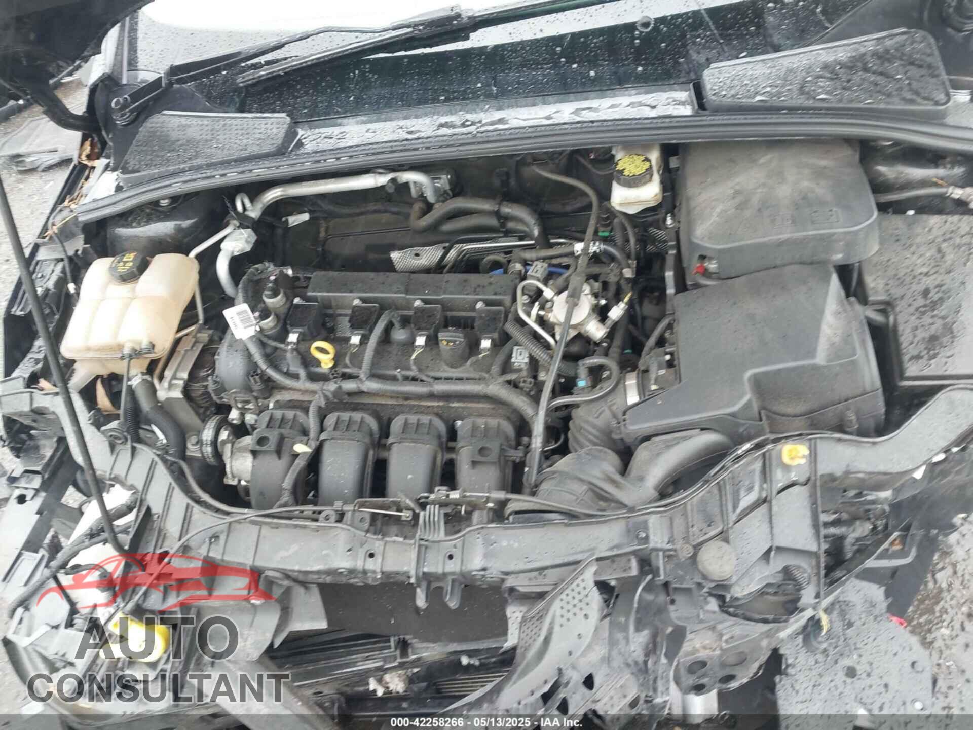 FORD FOCUS 2017 - 1FADP3E27HL201371