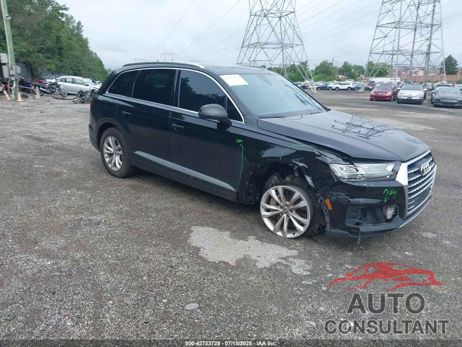 AUDI Q7 2018 - WA1LAAF71JD019102