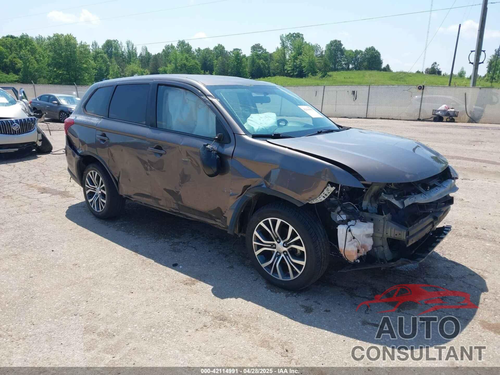 MITSUBISHI OUTLANDER 2018 - JA4AD2A39JZ071007
