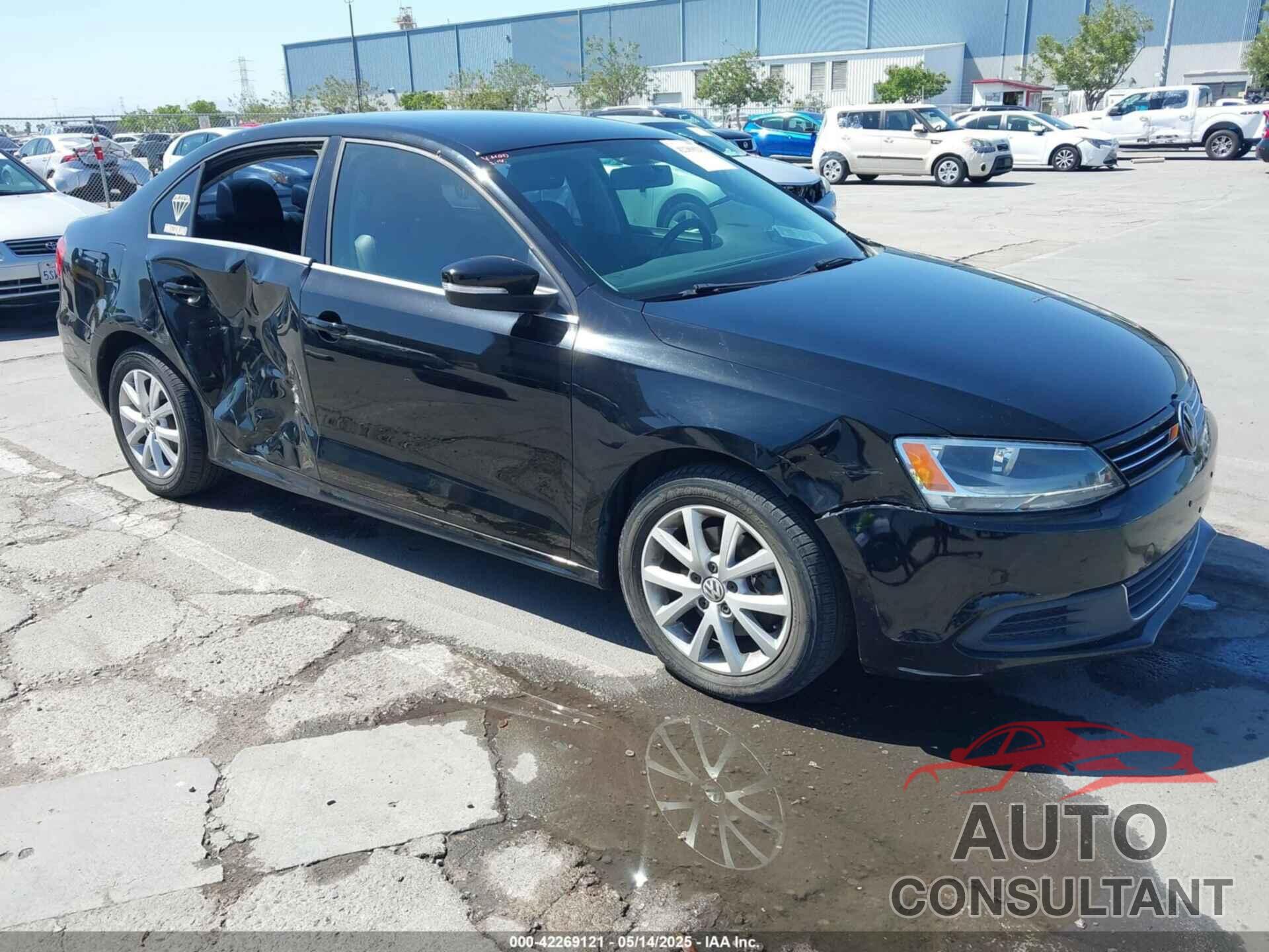 VOLKSWAGEN JETTA 2013 - 3VWDP7AJ4DM423726