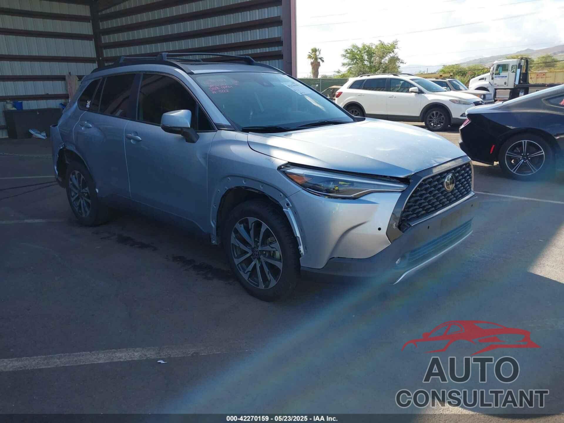 TOYOTA COROLLA CROSS 2022 - 7MUDAAAG7NV003004