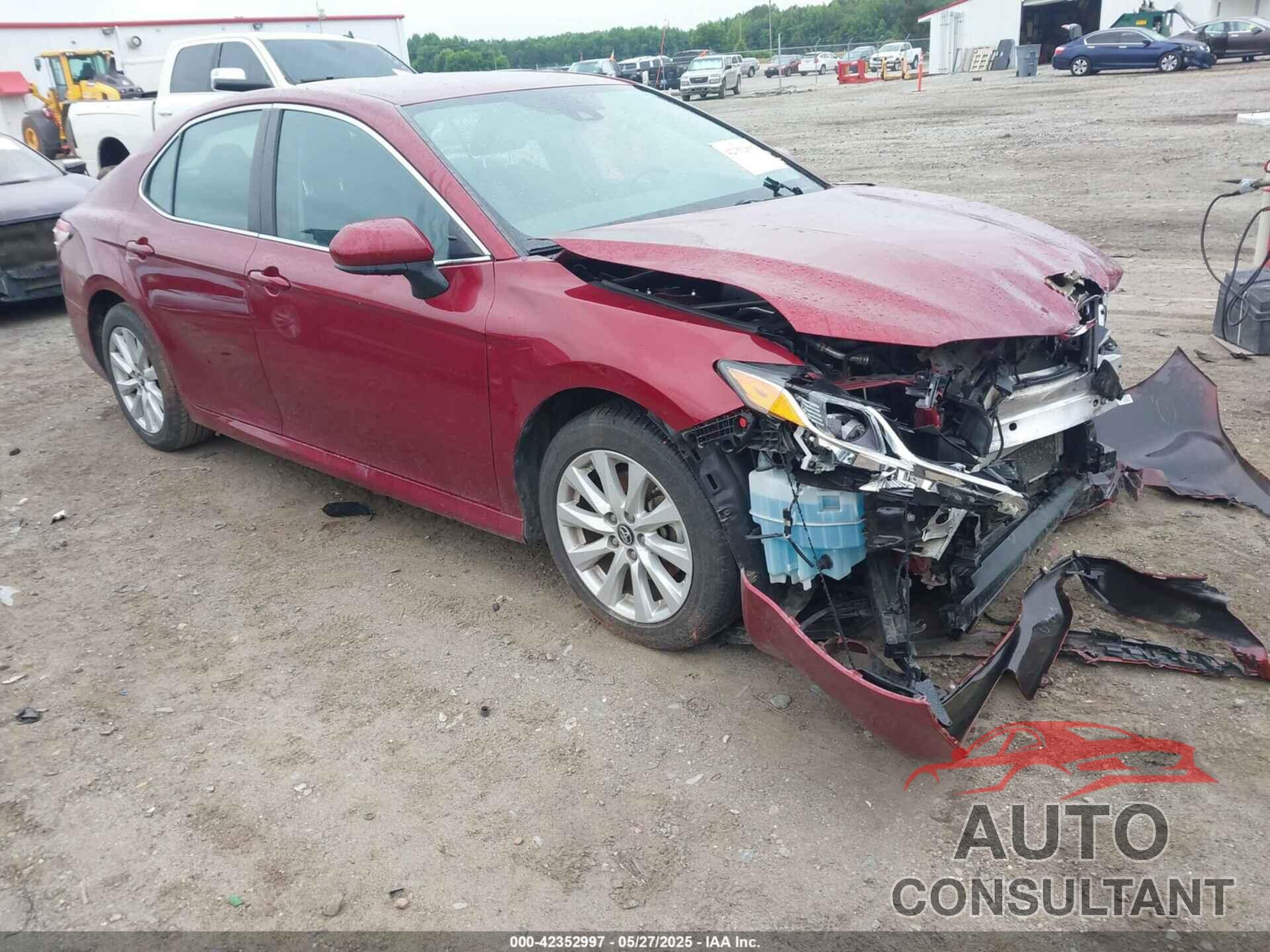 TOYOTA CAMRY 2019 - 4T1B11HK1KU701817