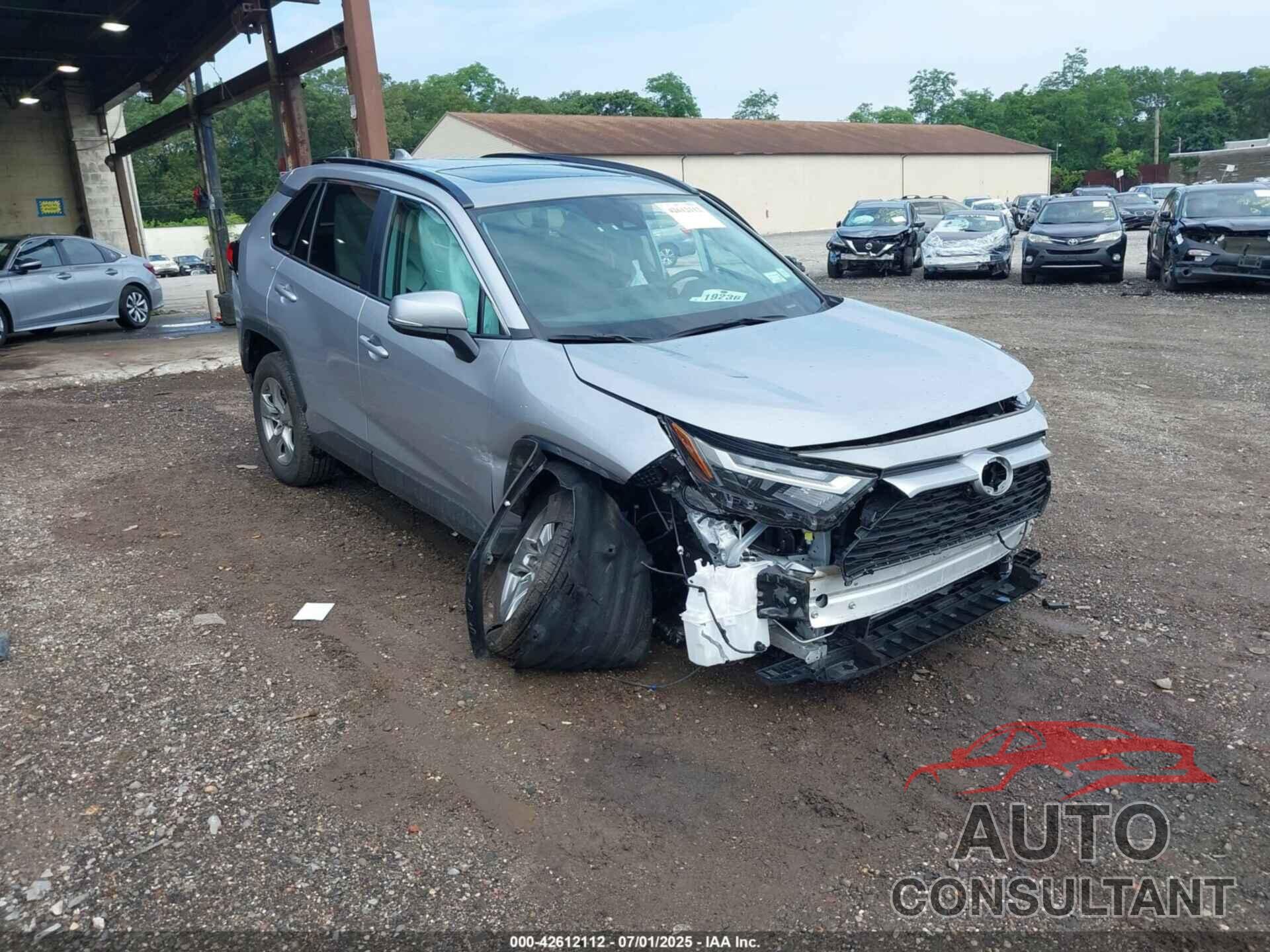 TOYOTA RAV4 2024 - 2T3P1RFV3RC437200