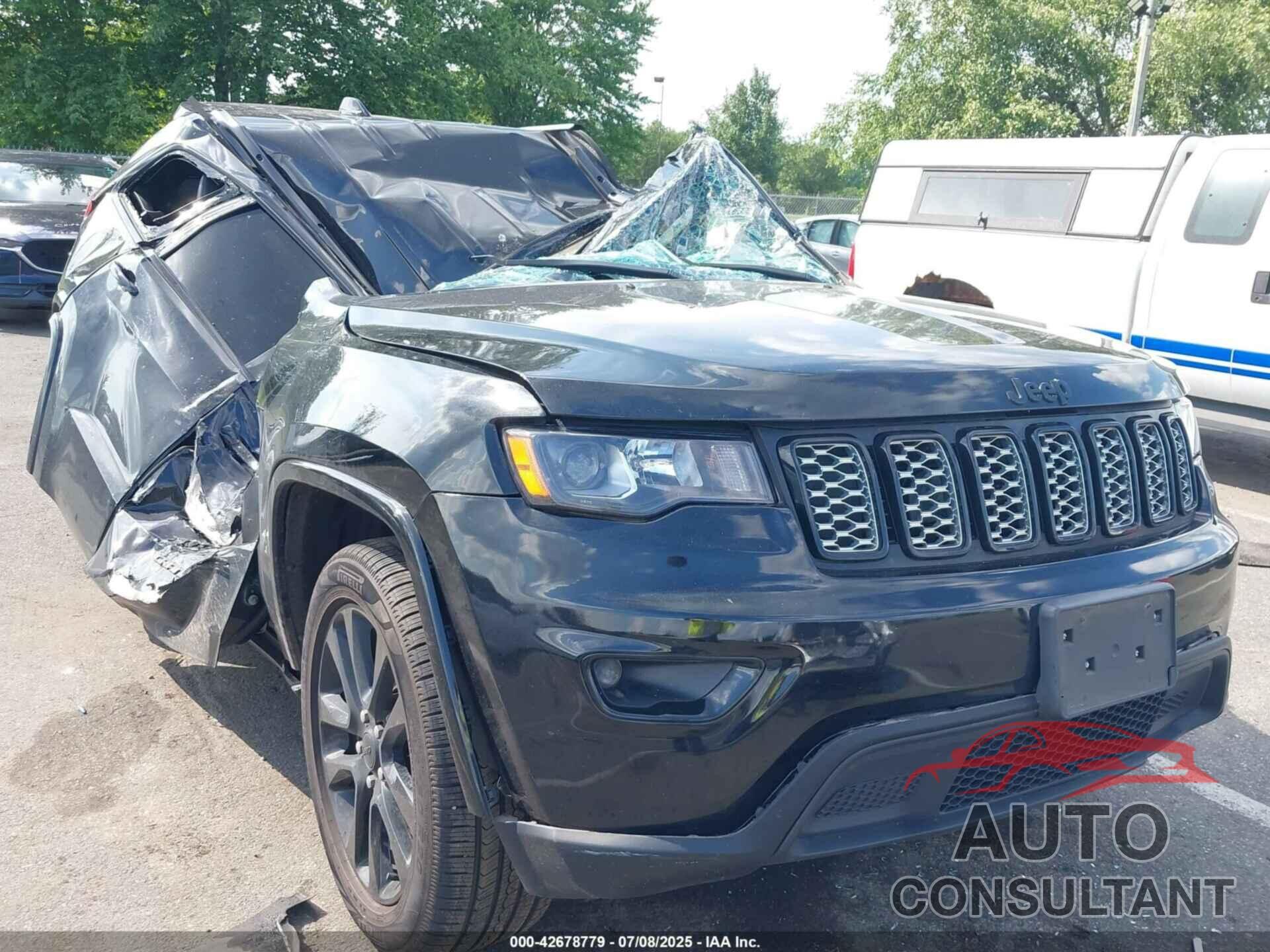 JEEP GRAND CHEROKEE 2018 - 1C4RJFAG5JC215683
