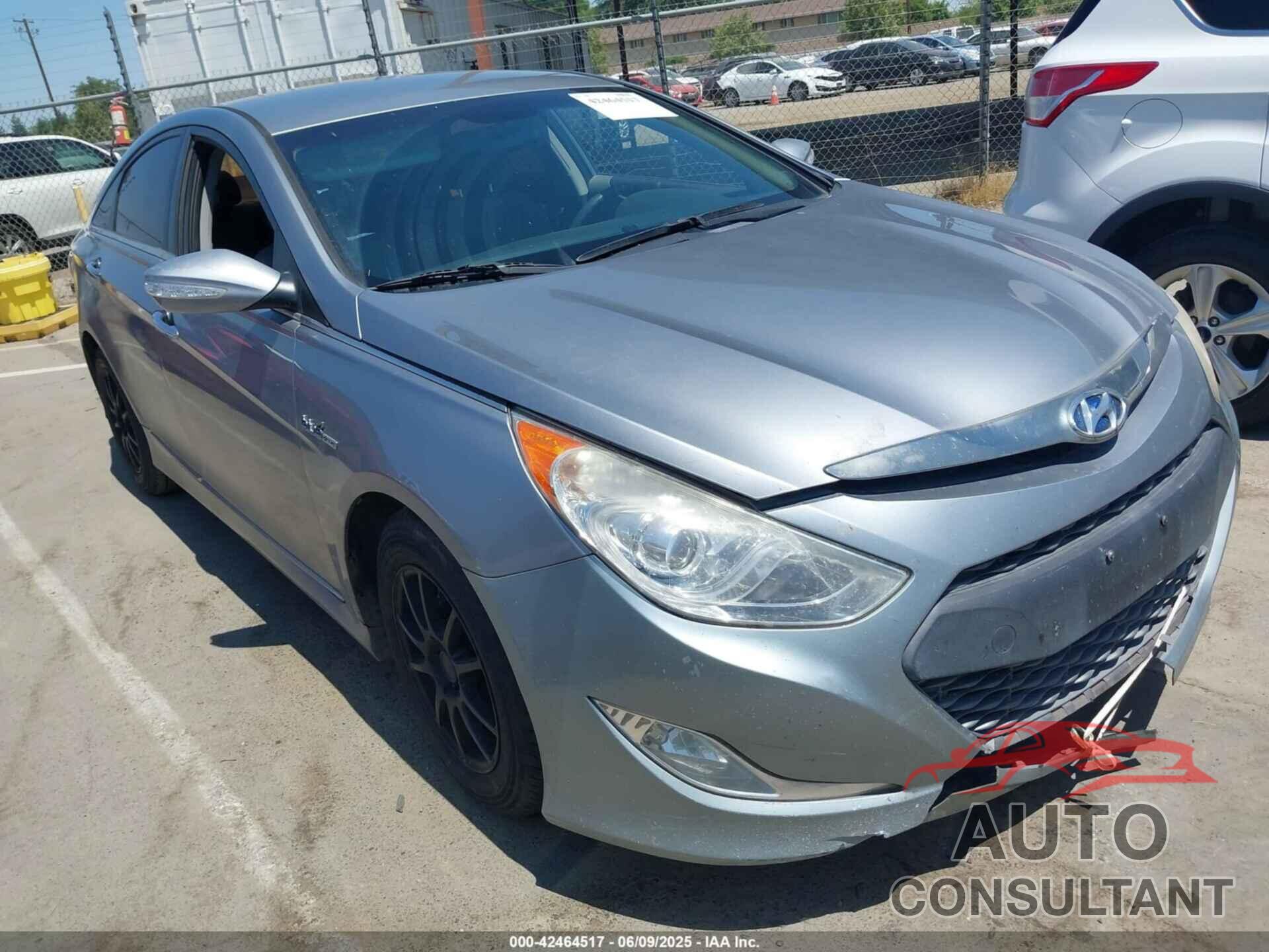 HYUNDAI SONATA HYBRID 2015 - KMHEC4A42FA138403