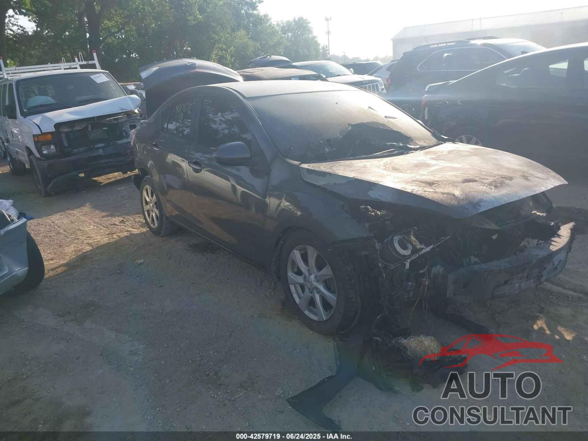 MAZDA 3 2011 - JM1BL1VG4B1487678