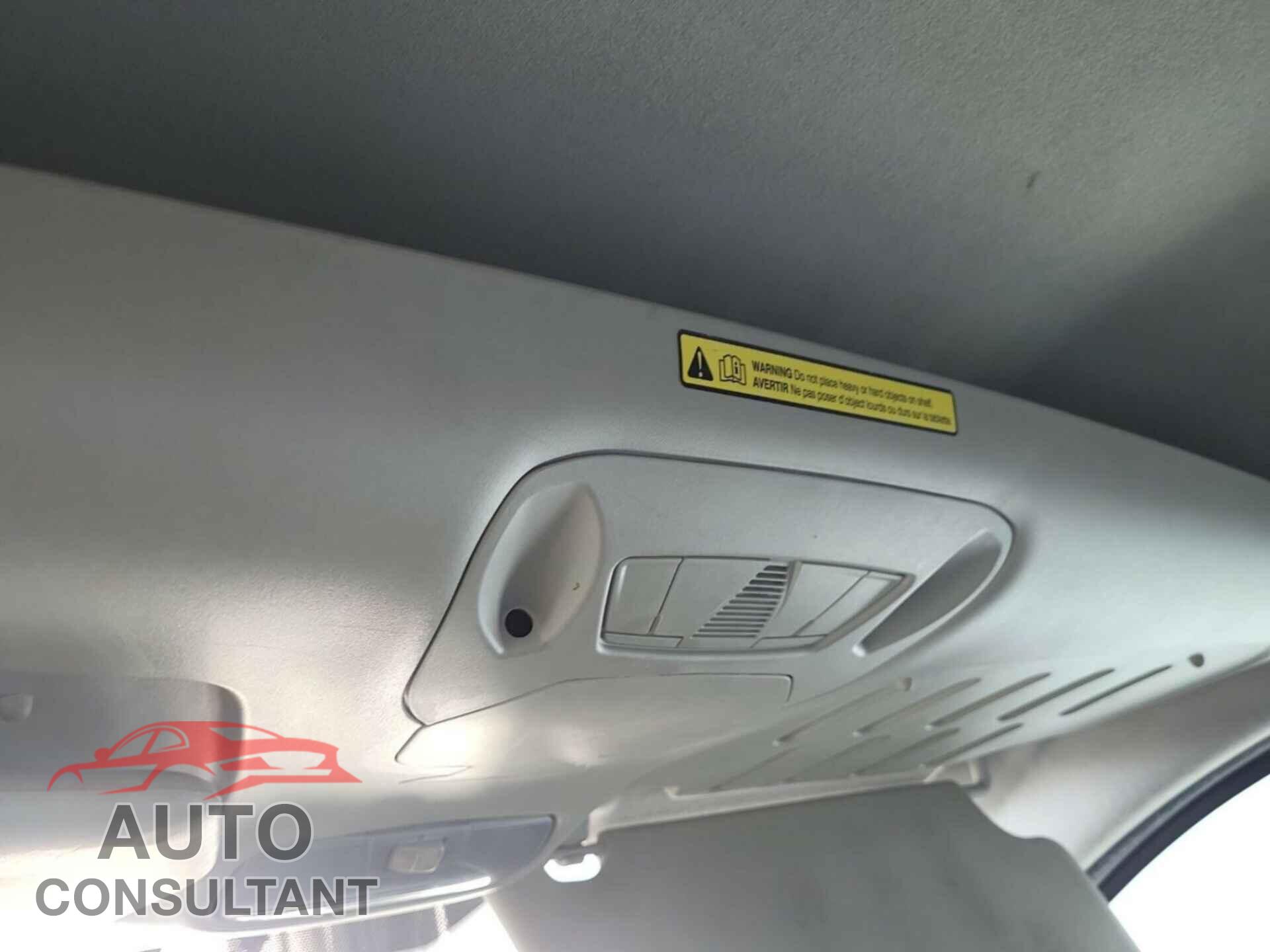 FORD TRANSIT CONNECT 2017 - NM0LS7E73H1330062