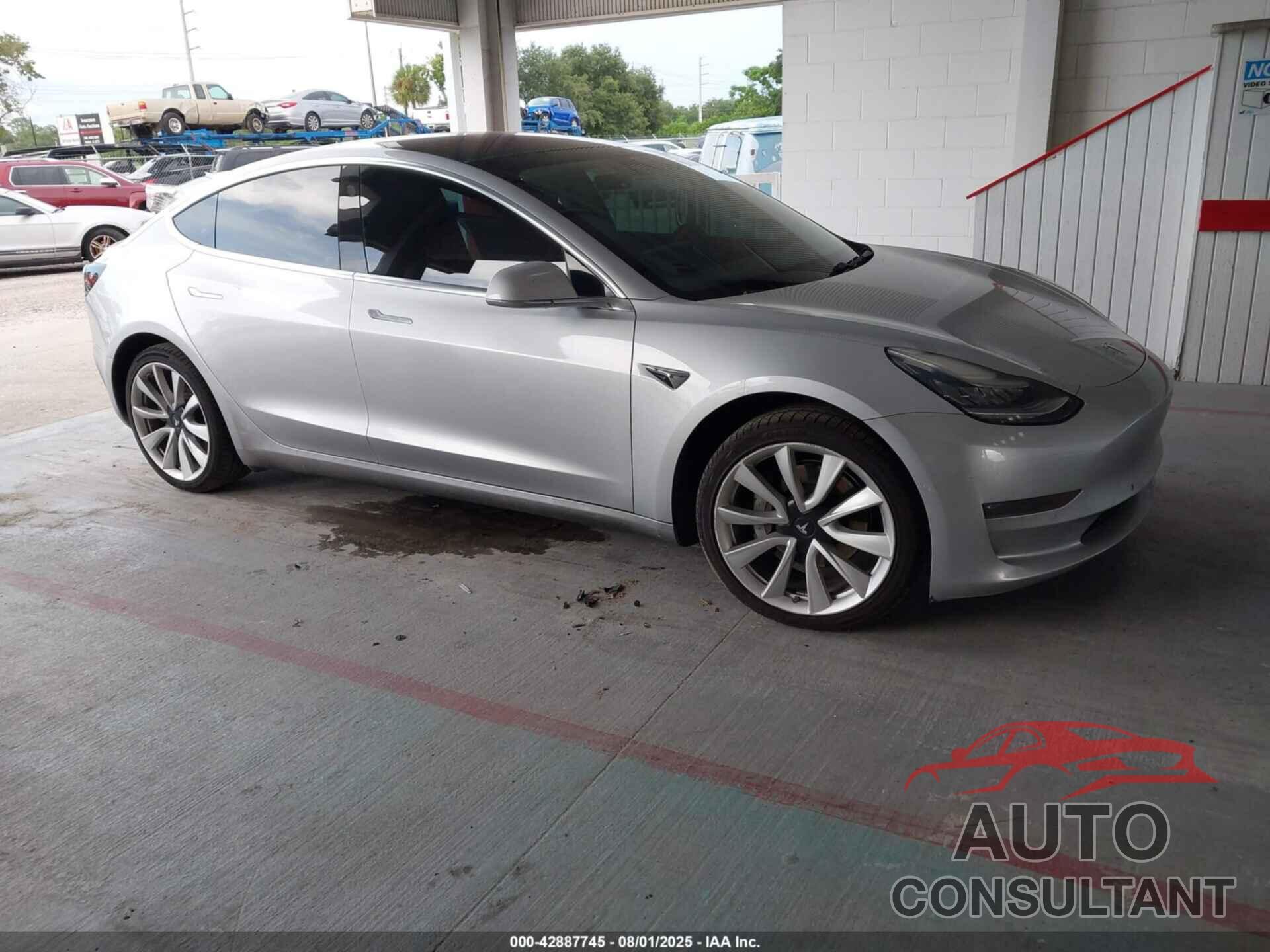 TESLA MODEL 3 2018 - 5YJ3E1EA5JF172565