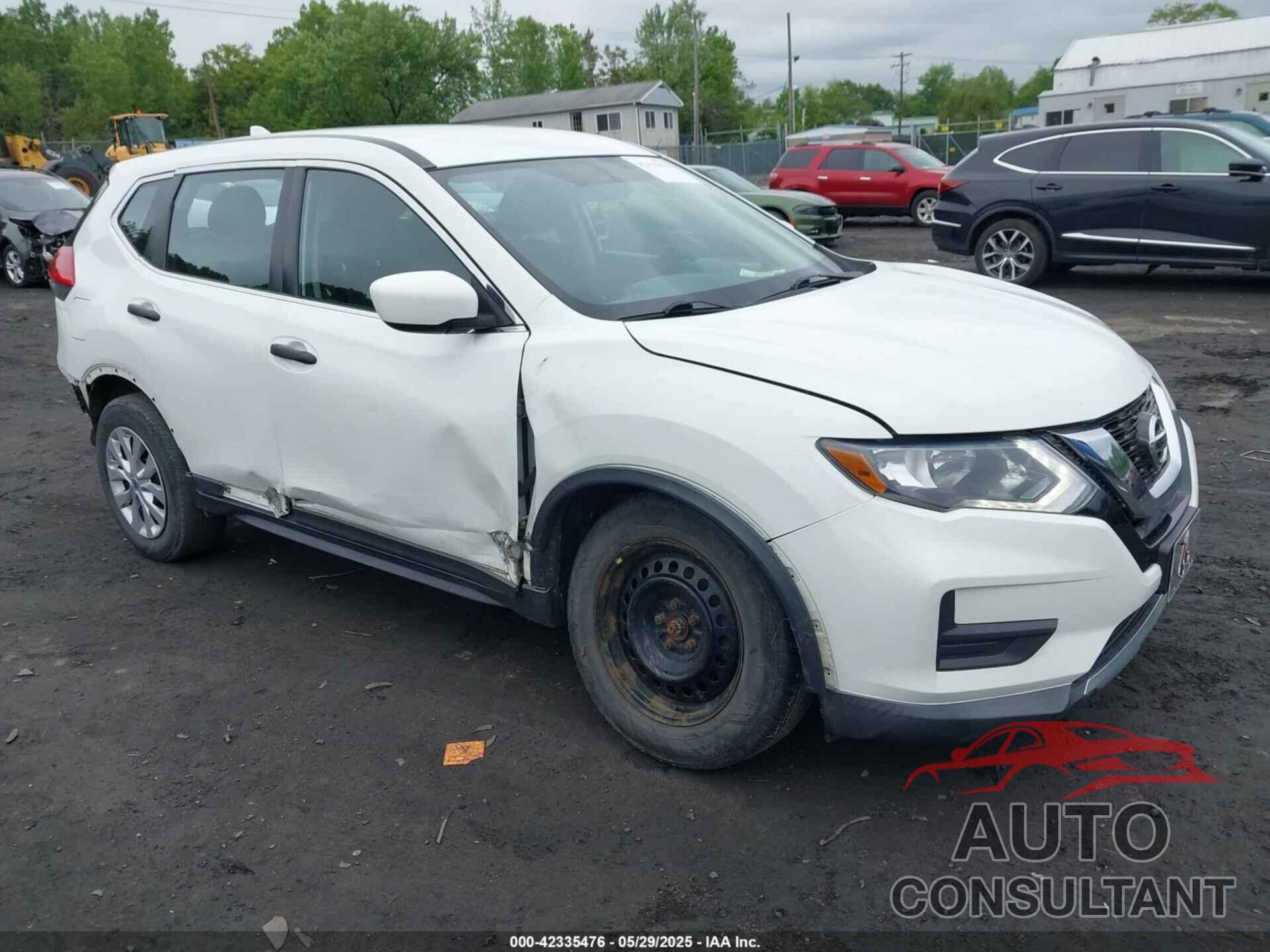 NISSAN ROGUE 2017 - KNMAT2MVXHP561788