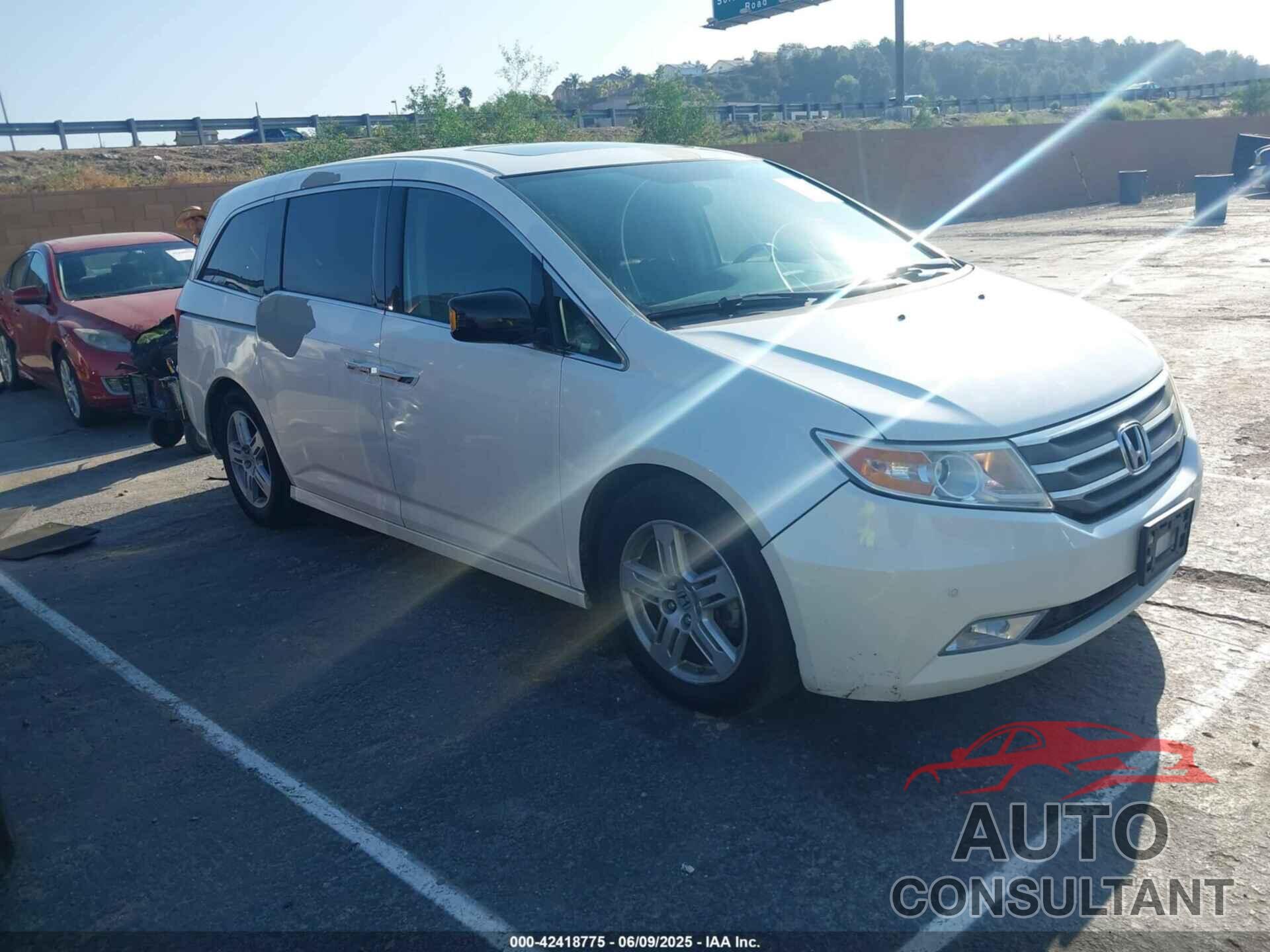 HONDA ODYSSEY 2013 - 5FNRL5H93DB002928