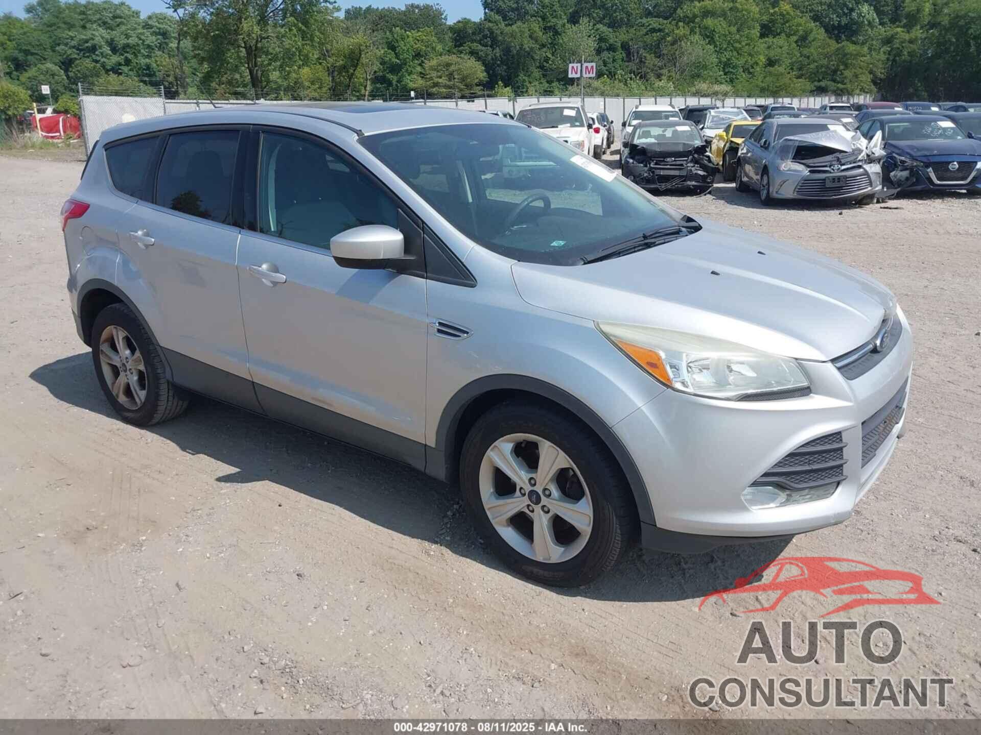 FORD ESCAPE 2015 - 1FMCU0GX9FUB77454