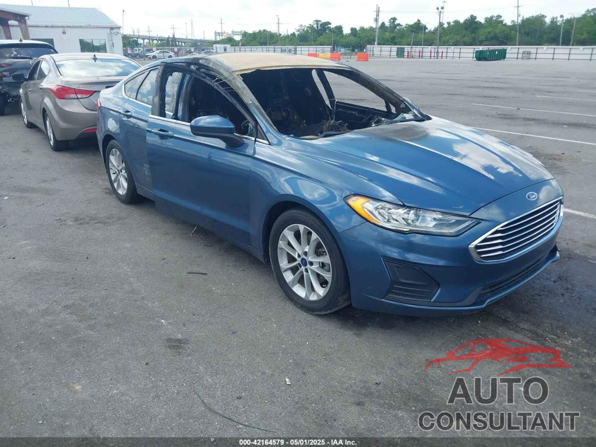 FORD FUSION 2019 - 3FA6P0H75KR123261