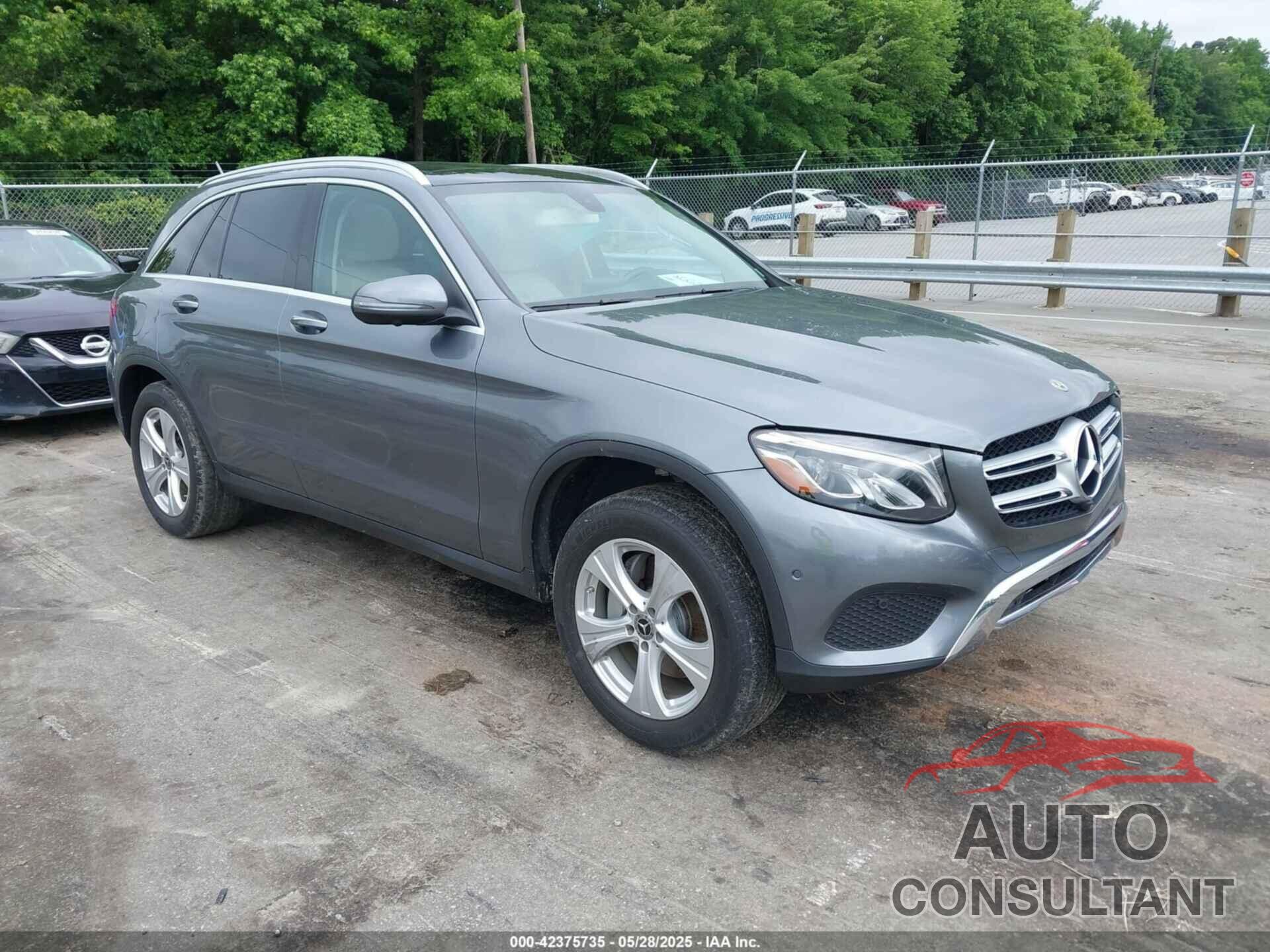 MERCEDES-BENZ GLC 300 2018 - WDC0G4KB1JV103525