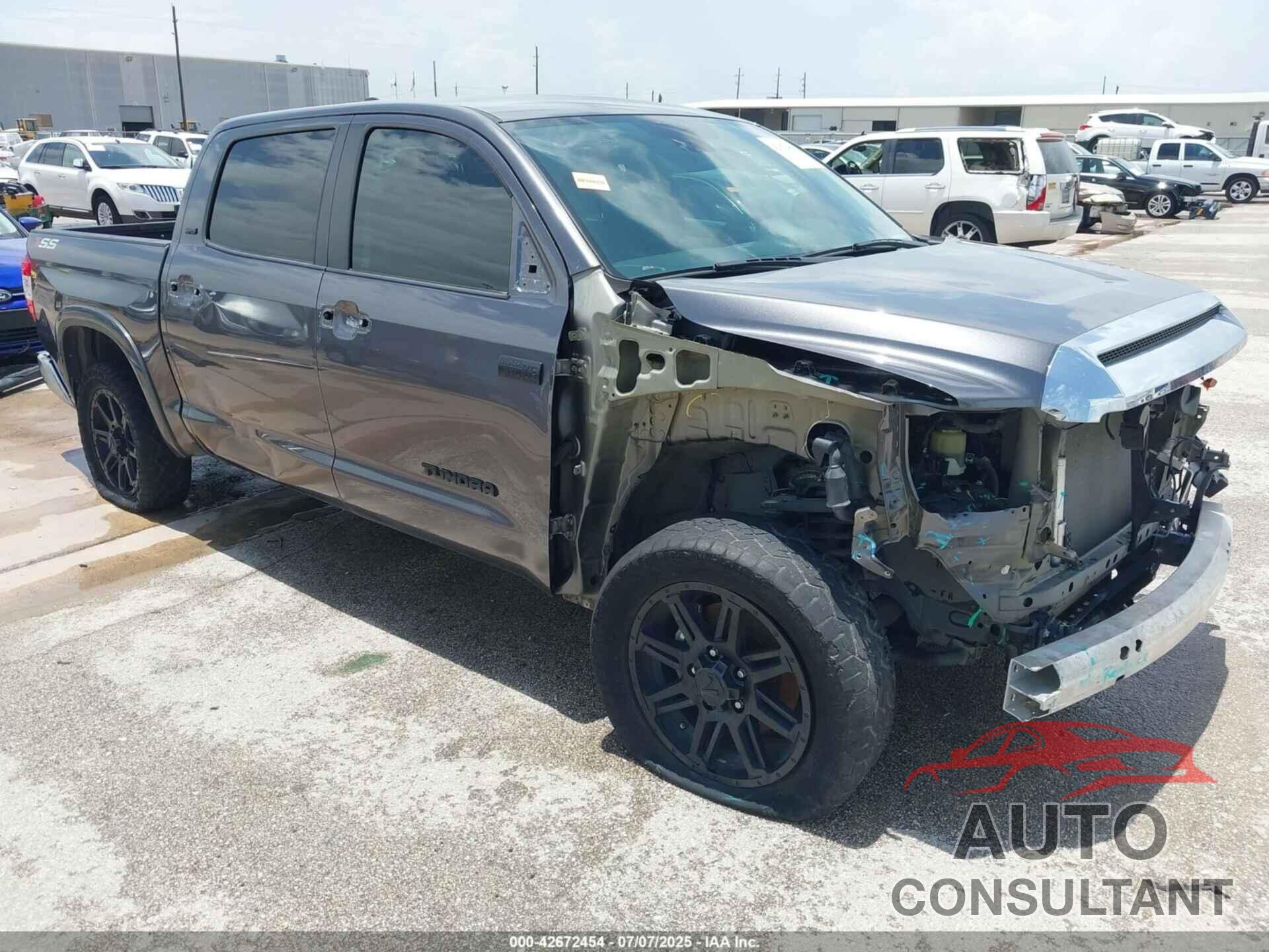 TOYOTA TUNDRA 2020 - 5TFEY5F17LX259284