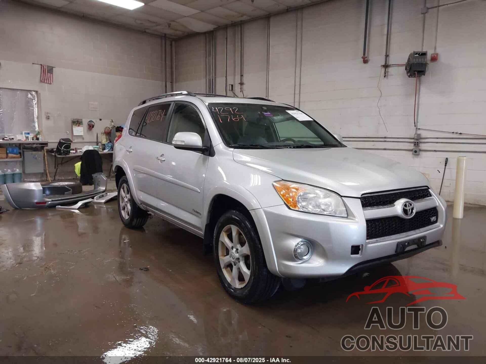 TOYOTA RAV4 2011 - 2T3DK4DV6BW061019