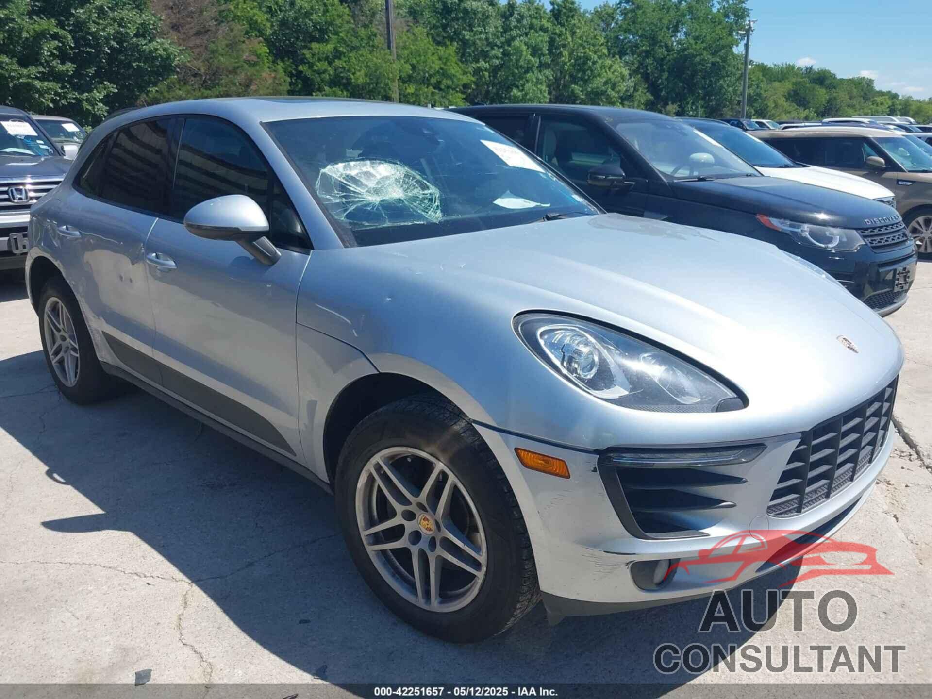 PORSCHE MACAN 2017 - WP1AA2A58HLB81896