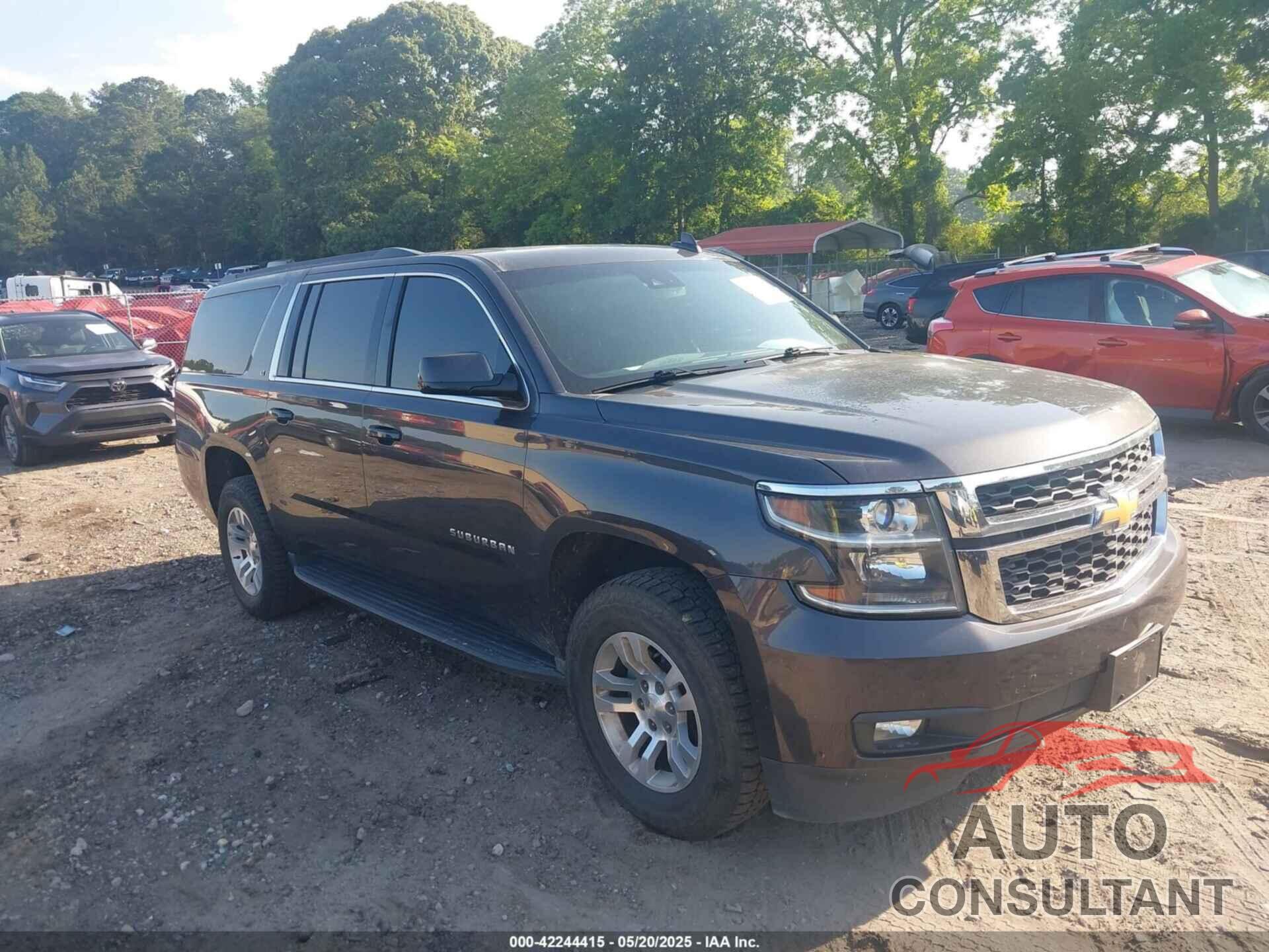 CHEVROLET SUBURBAN 2016 - 1GNSCHKC0GR398314