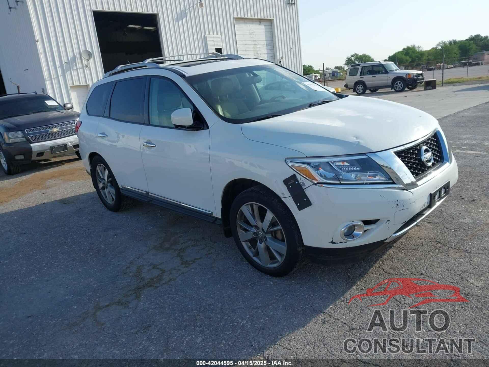 NISSAN PATHFINDER 2013 - 5N1AR2MN5DC668453
