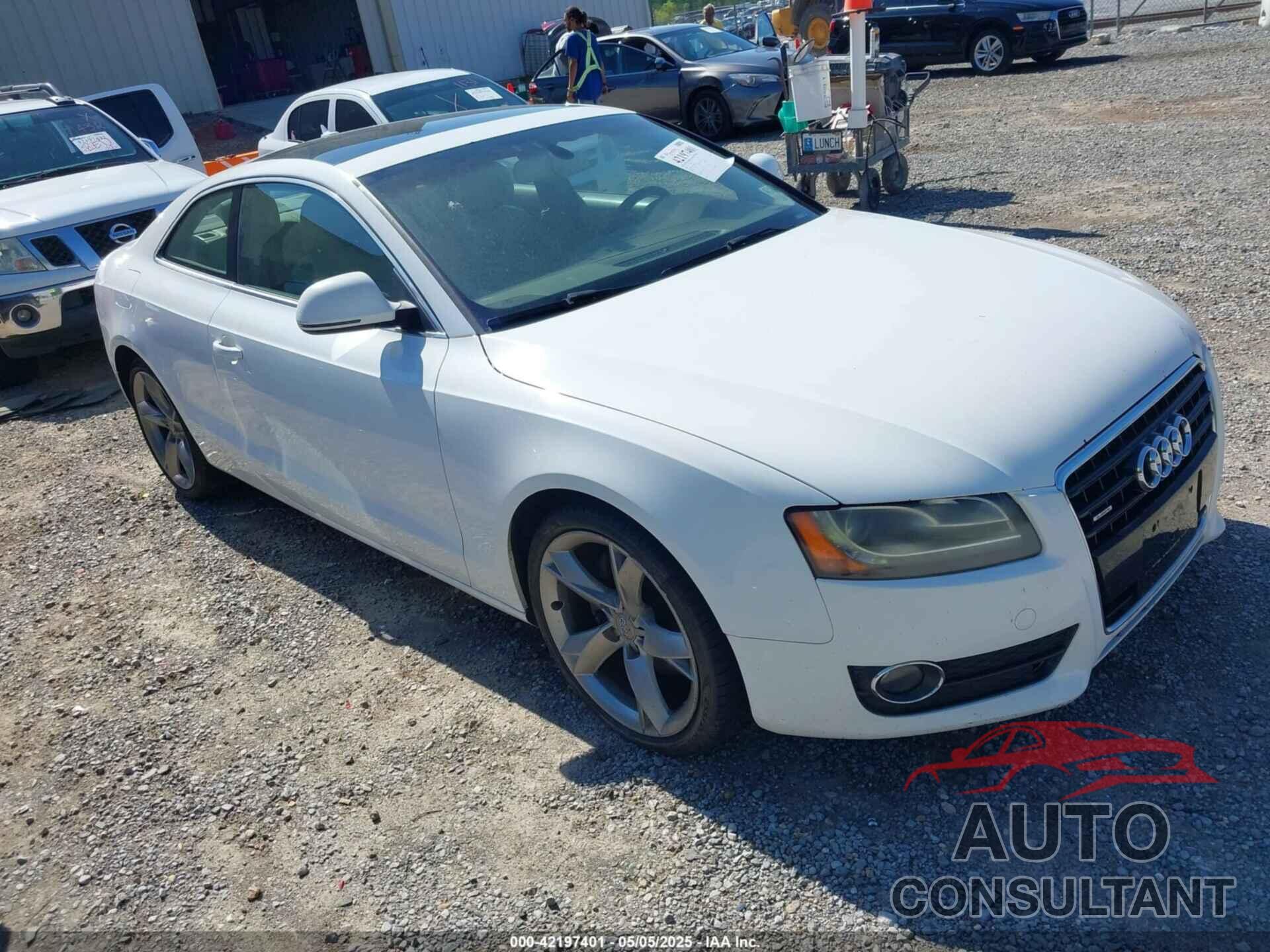 AUDI A5 2009 - WAUDK78T09A016755