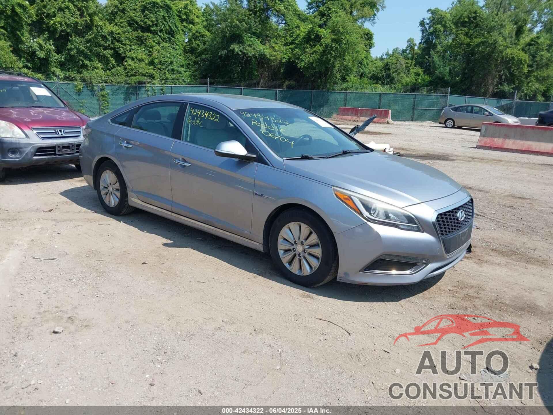 HYUNDAI SONATA HYBRID 2017 - KMHE24L19HA043524