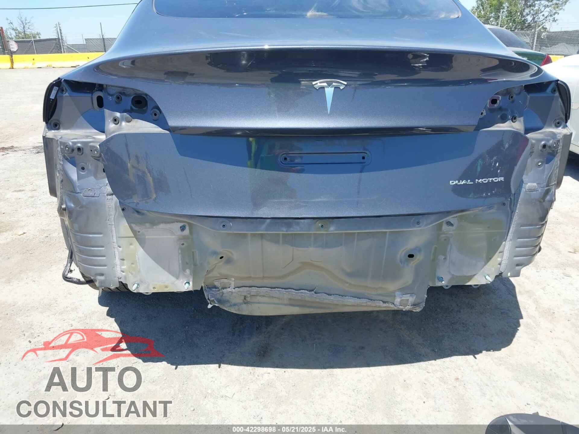 TESLA MODEL 3 2023 - 5YJ3E1EB3PF698548