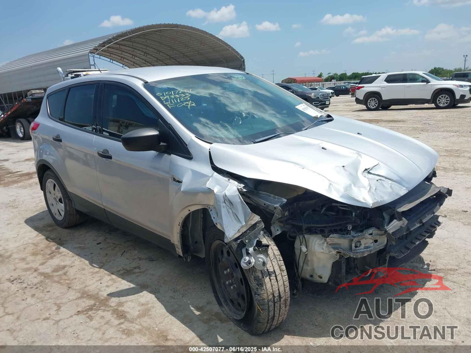 FORD ESCAPE 2015 - 1FMCU0F79FUB93333