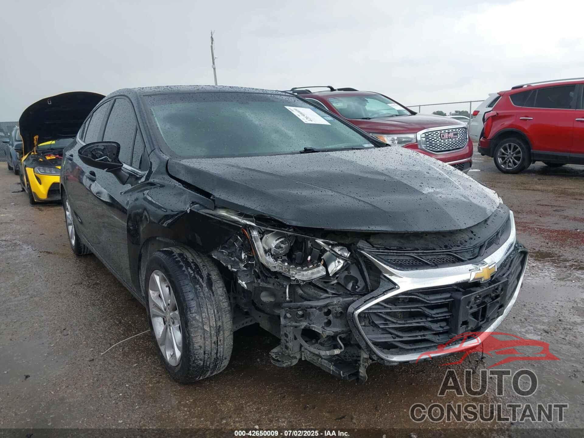 CHEVROLET CRUZE 2019 - 1G1BE5SM8K7145765