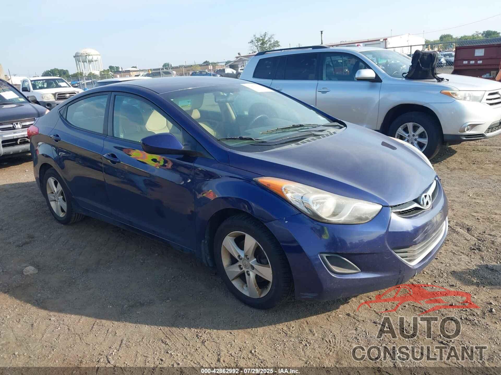 HYUNDAI ELANTRA 2013 - 5NPDH4AE7DH270539