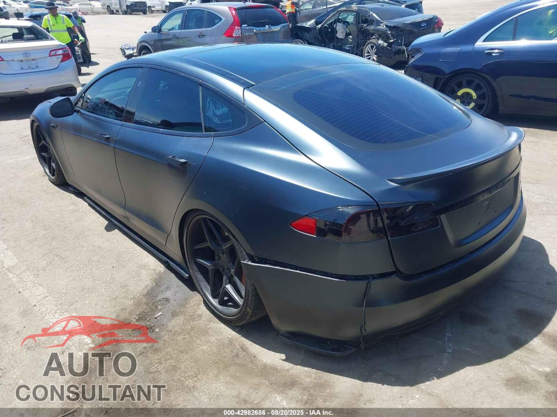 TESLA MODEL S 2017 - 5YJSA1E29HF186379