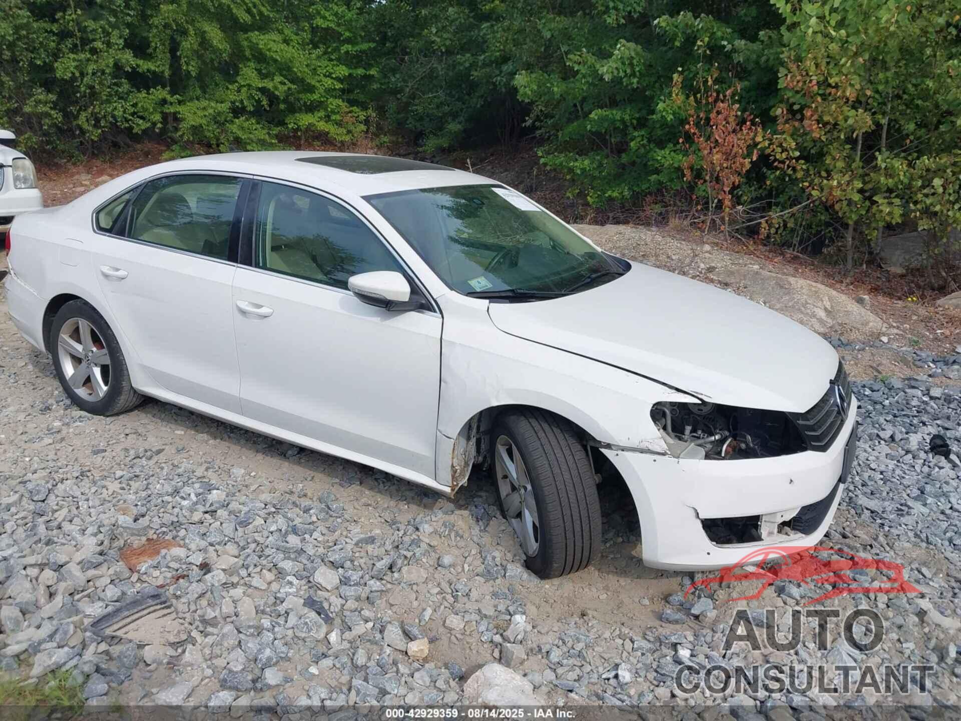 VOLKSWAGEN PASSAT 2012 - 1VWBP7A35CC107616