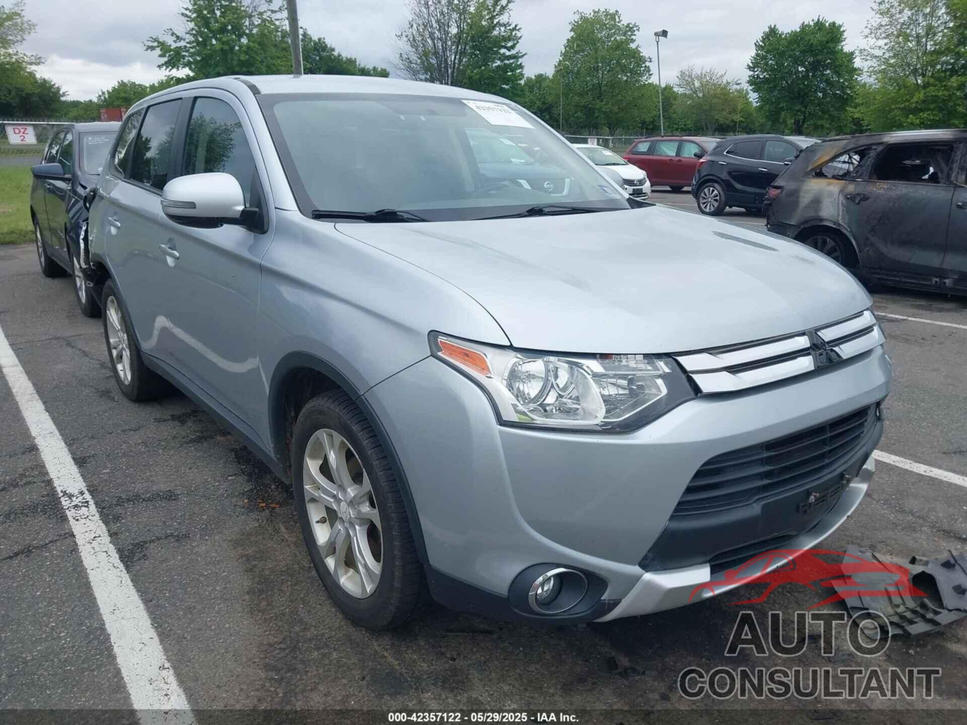 MITSUBISHI OUTLANDER 2015 - JA4AZ3A37FZ007112
