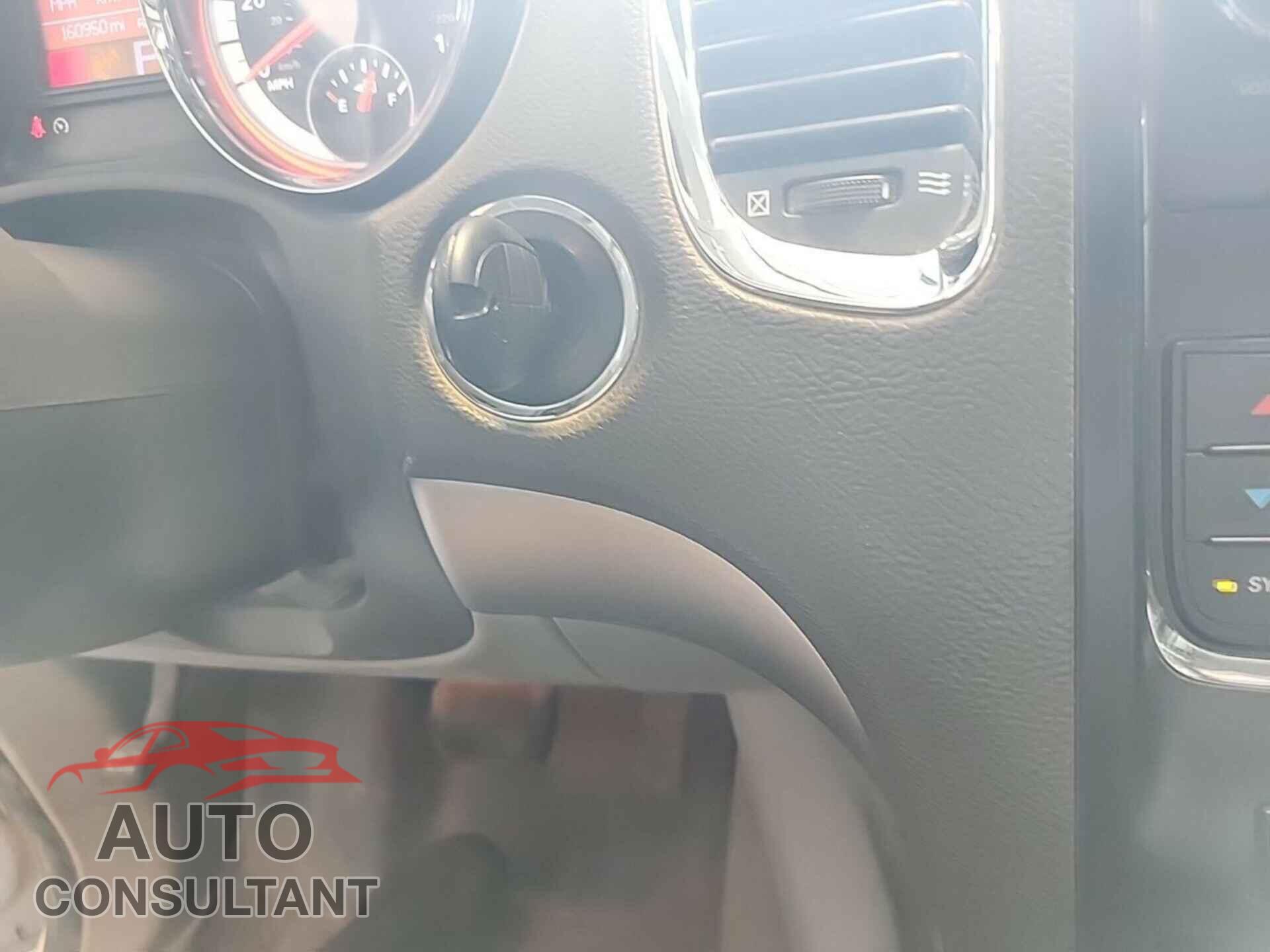 DODGE DURANGO 2013 - 1C4RDJAG8DC671689