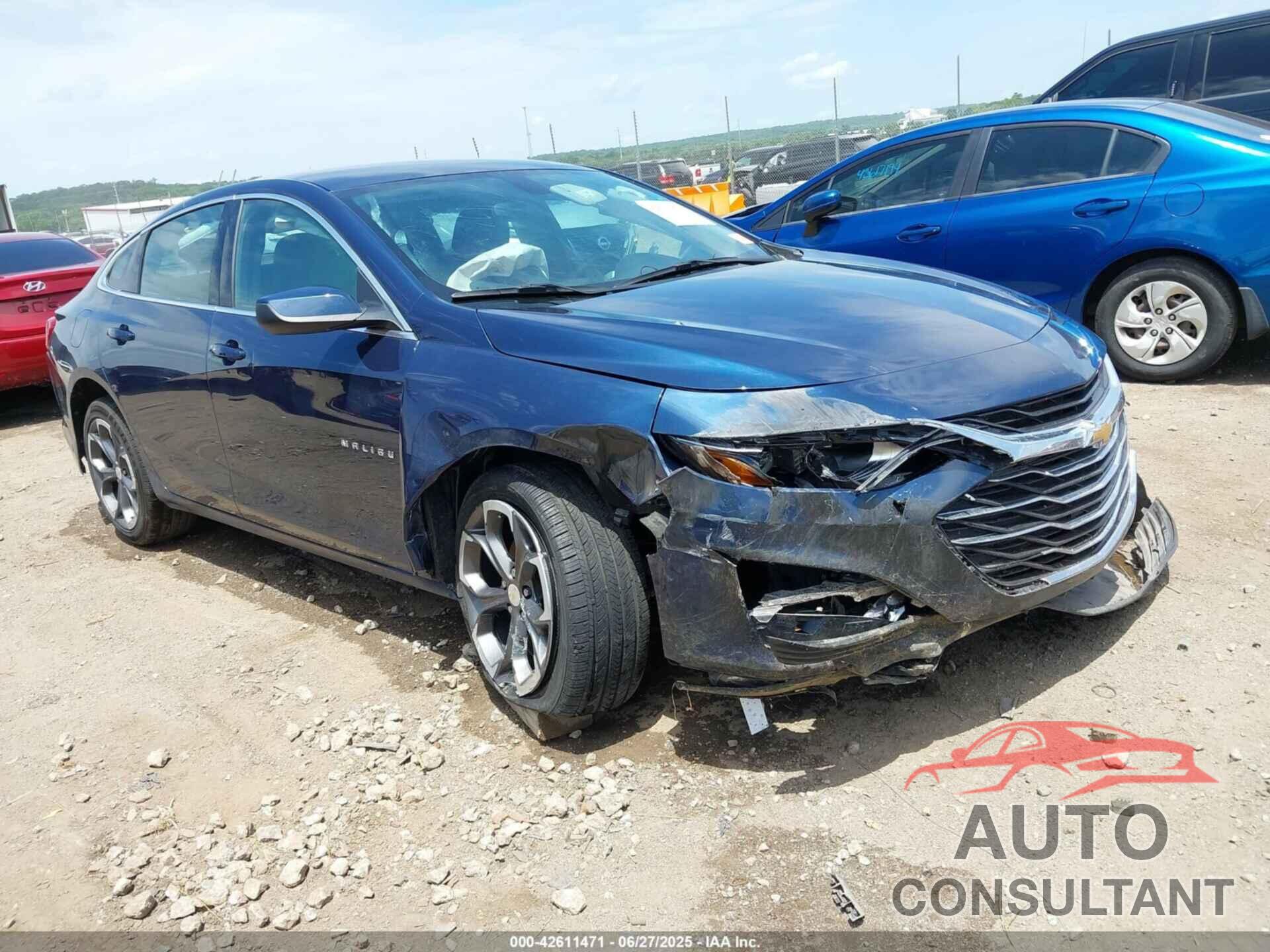CHEVROLET MALIBU 2022 - 1G1ZD5ST2NF131816