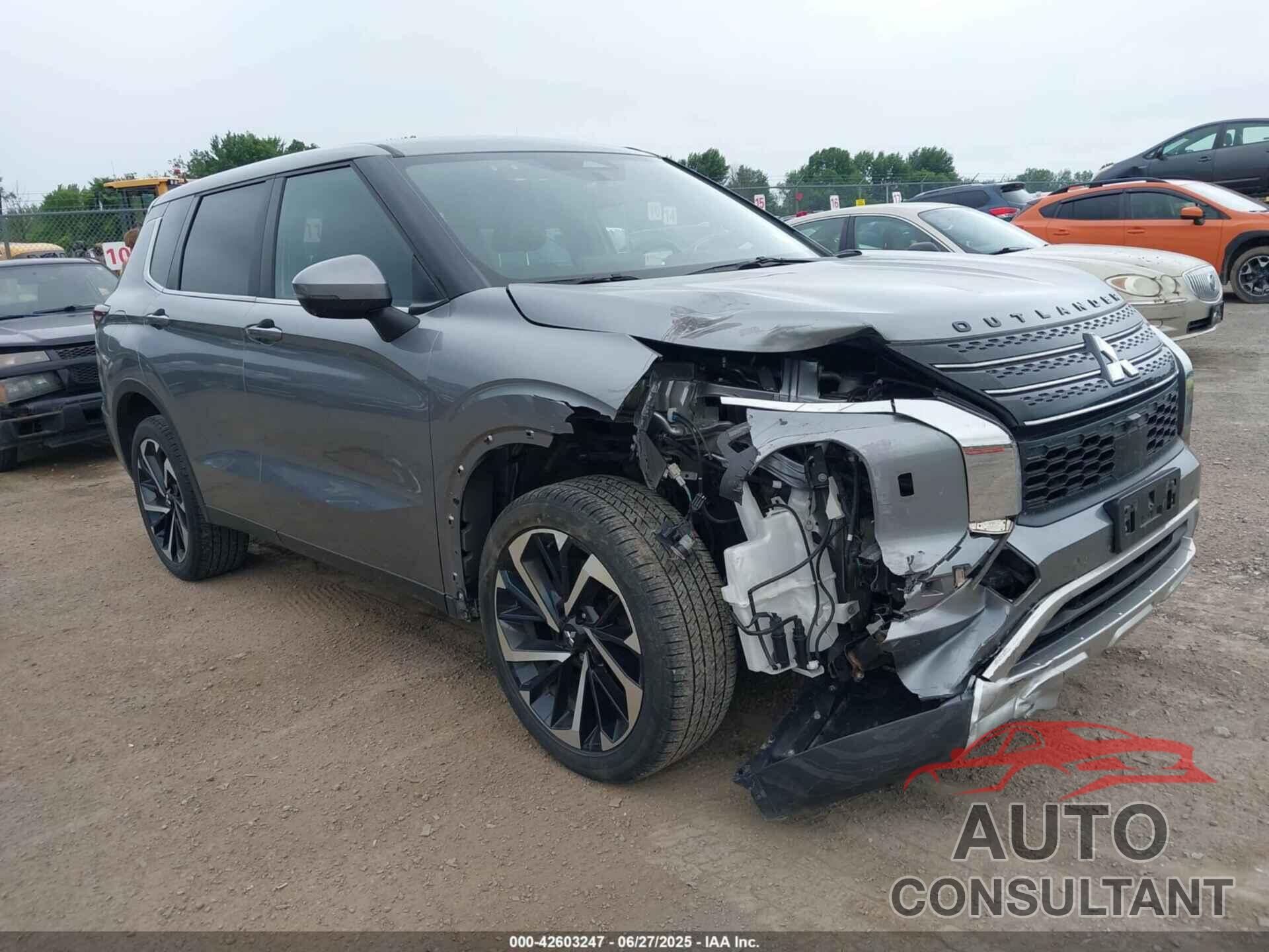 MITSUBISHI OUTLANDER 2022 - JA4J4UA89NZ088239