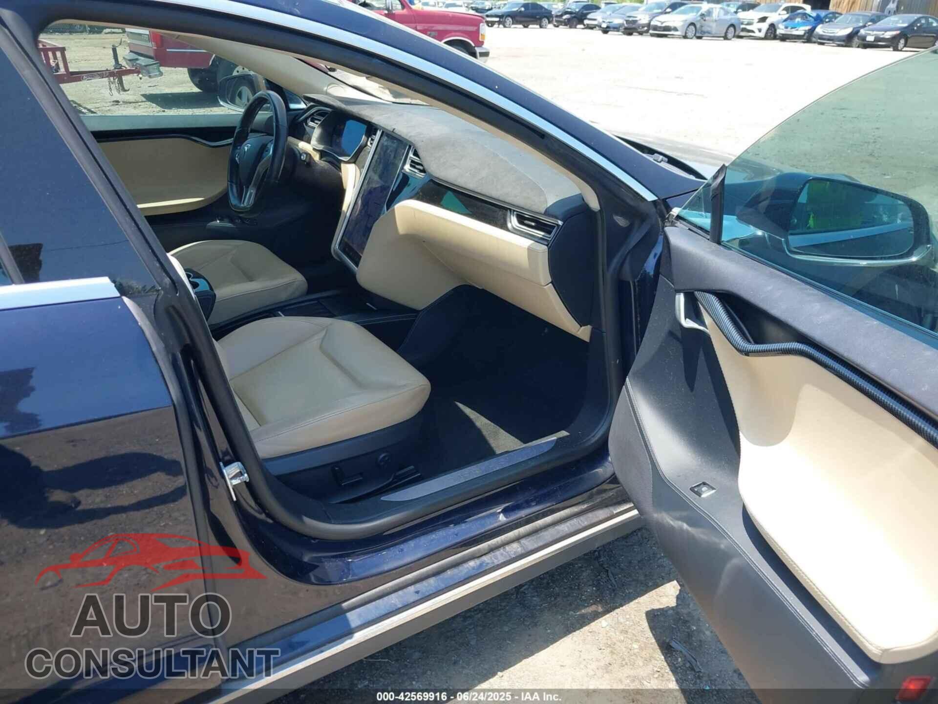 TESLA MODEL S 2015 - 5YJSA1H25FF090984