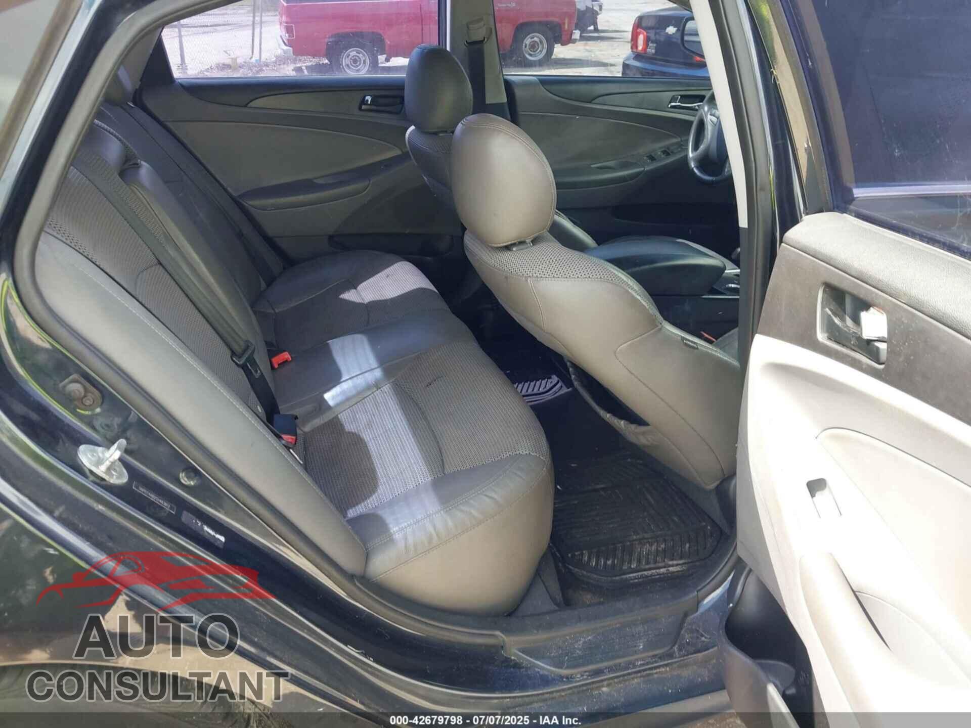 HYUNDAI SONATA 2012 - 5NPEC4AB2CH483812