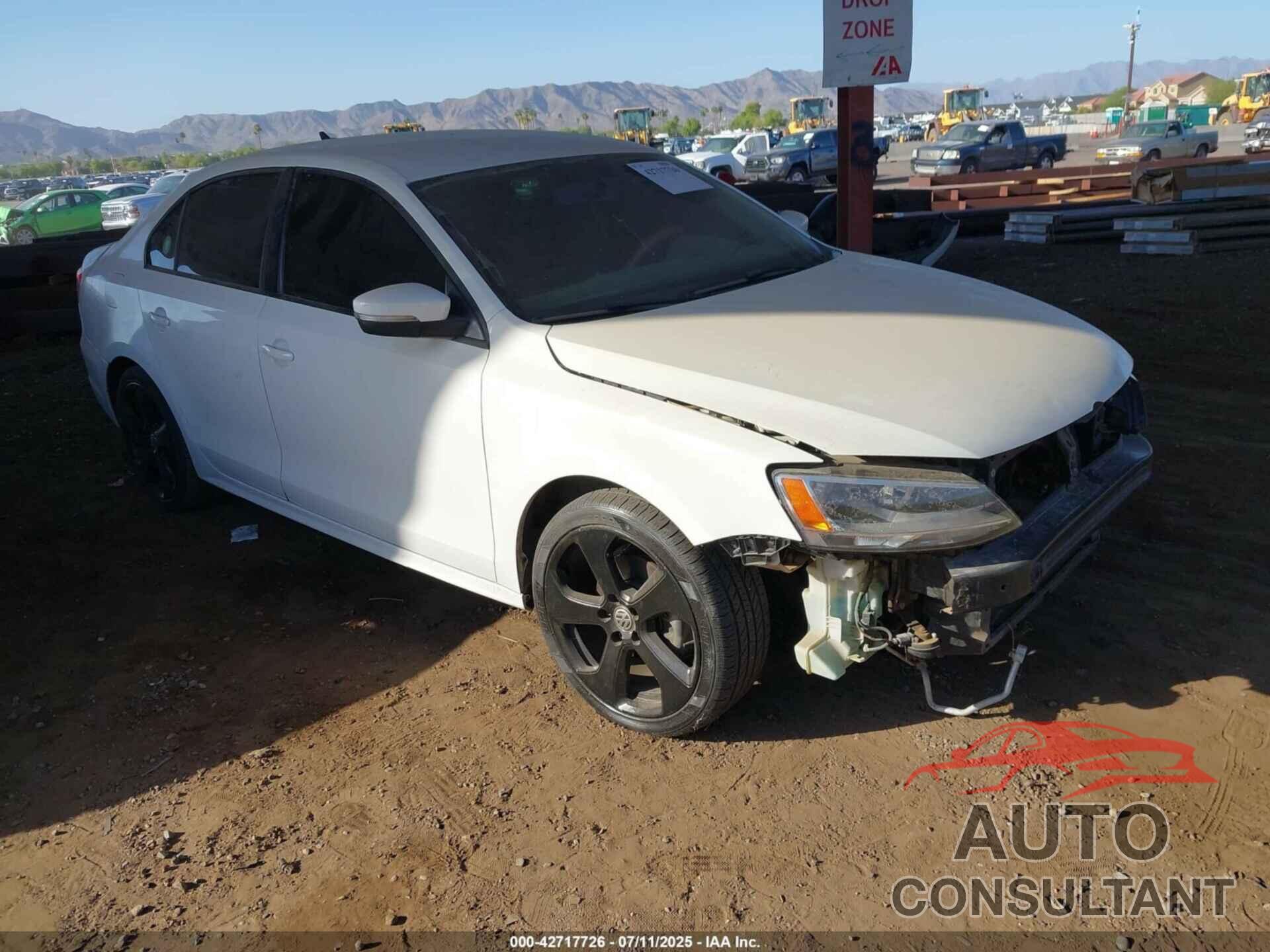 VOLKSWAGEN JETTA 2014 - 3VWD17AJXEM226644